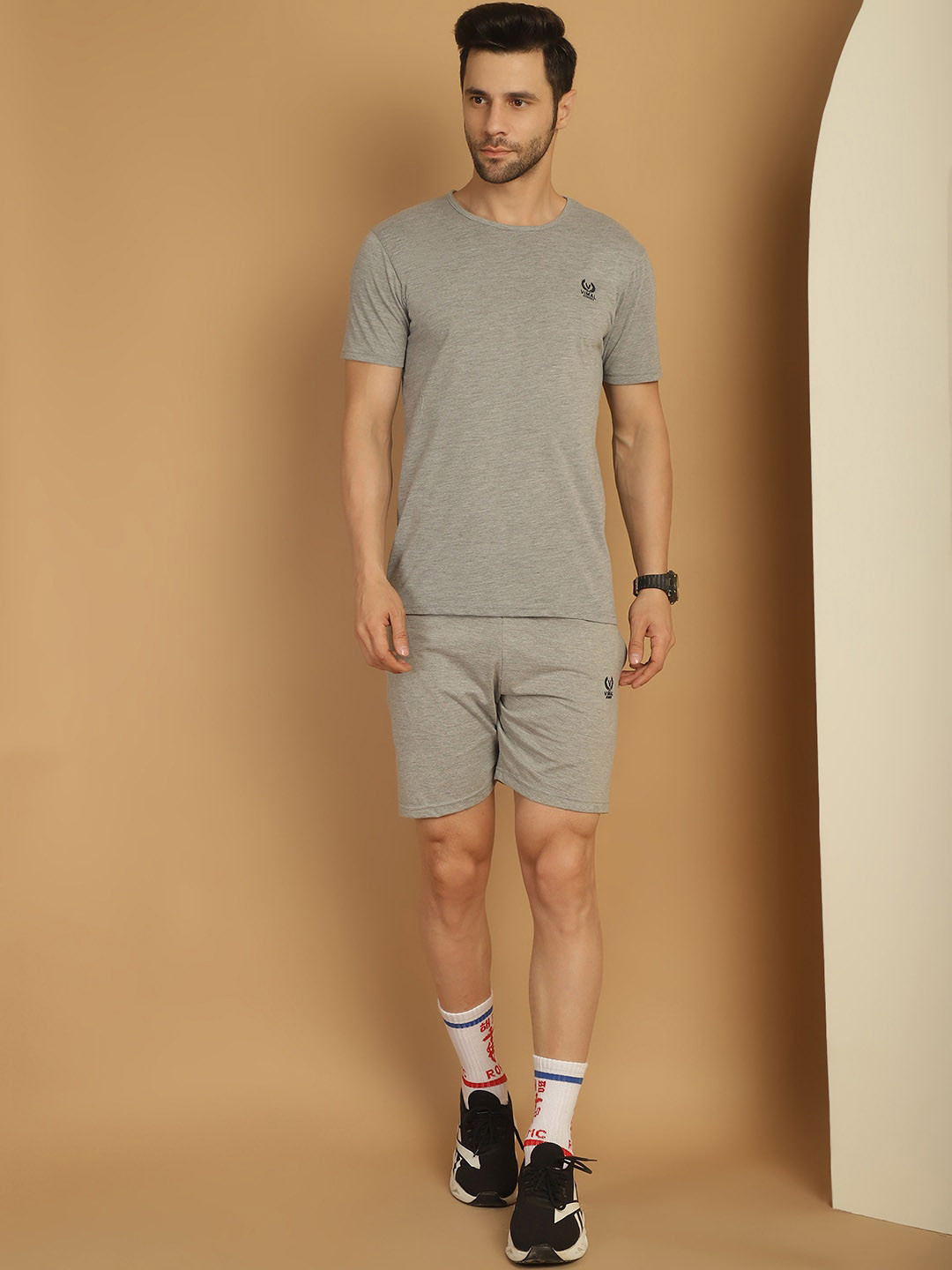 

MACK JONNEY Round Neck T-Shirt With Short, Grey