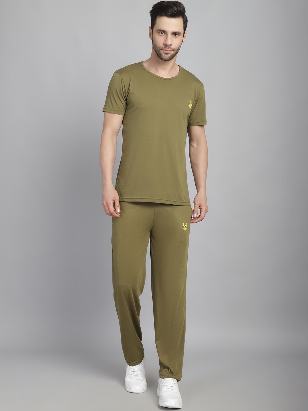 

VIMAL JONNEY Cotton T-Shirt With Track Pant, Green