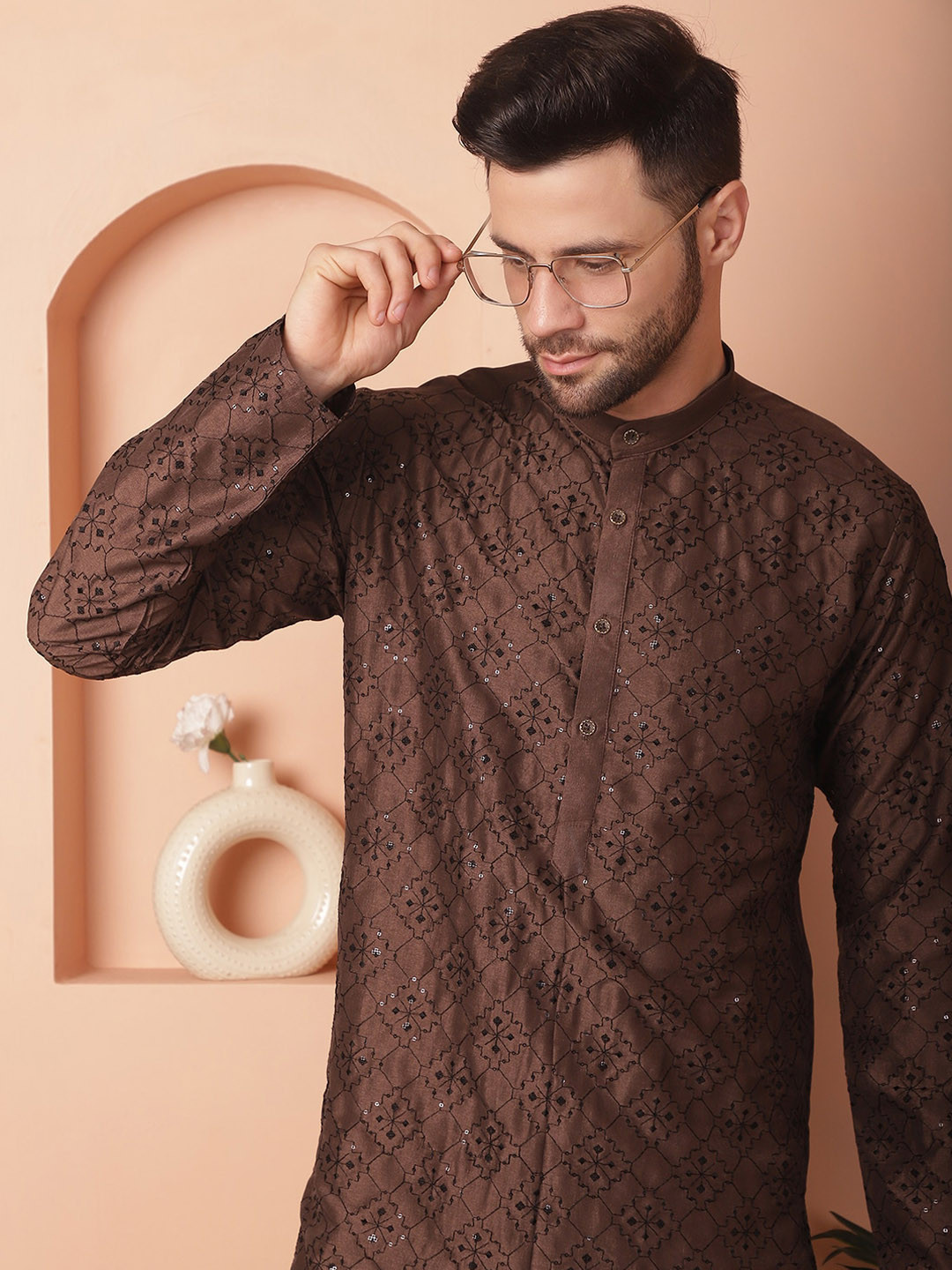 

Jompers Geometric Sequinned Embroidered Regular Straight Kurta With Pyjamas, Coffee brown