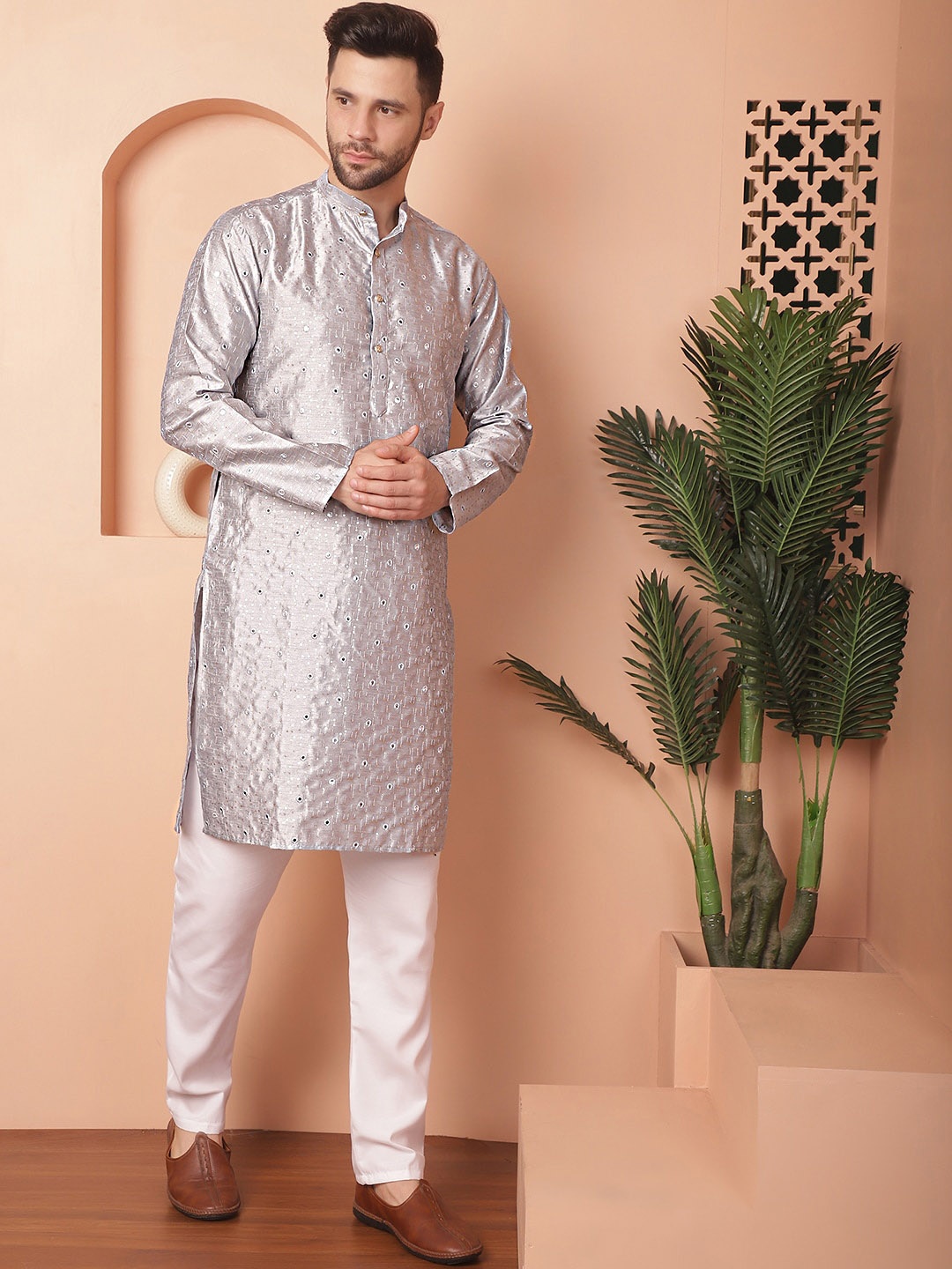

Jompers Embroidered Regular Mirror Work Kurta with Pyjamas, Grey