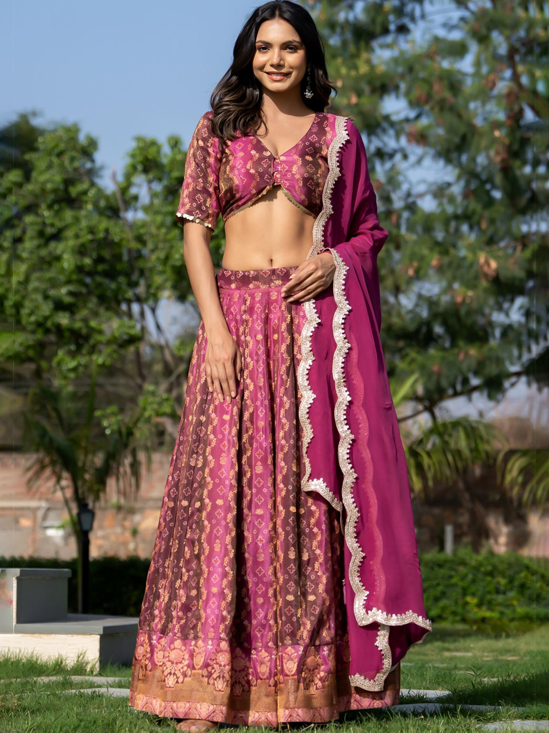 

HOUSE OF JAMOTI Printed V-Neck Sequinned Ready to Wear Lehenga & Blouse With Dupatta, Maroon