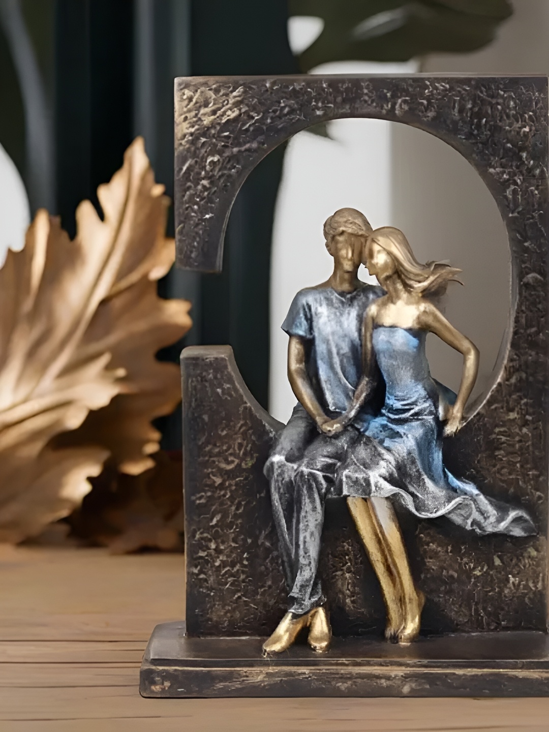 VIVARS CRAFT Metallic-Toned Figurine Showpiece