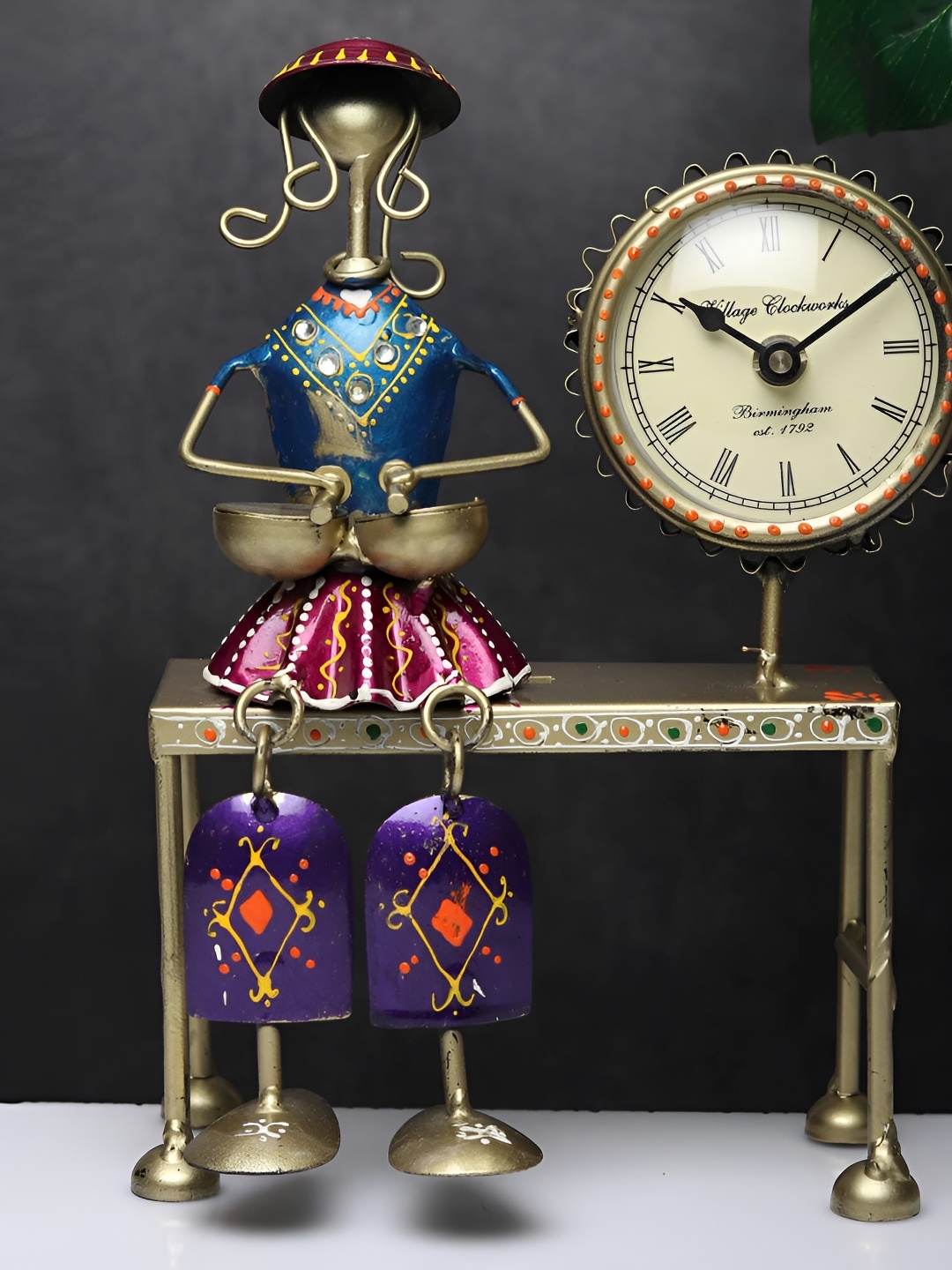 

VIVARS CRAFT Metallic-Toned Figurine Showpiece