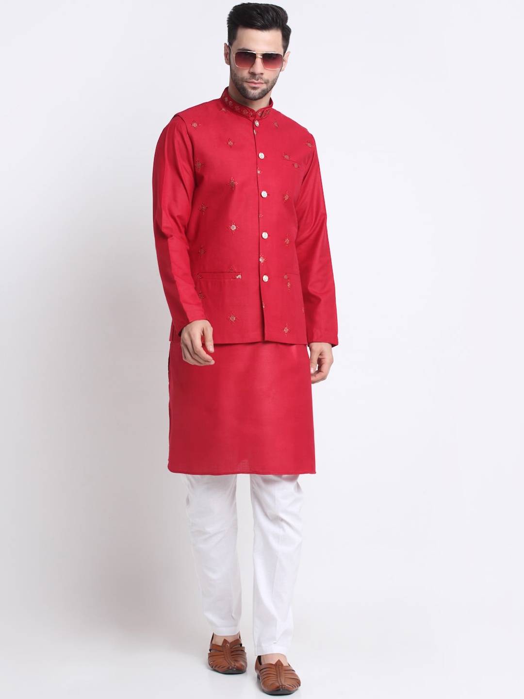 

KRAFT INDIA Mandarin Collar Long Sleeves Straight Kurta With Pyjamas & Jacket, Red