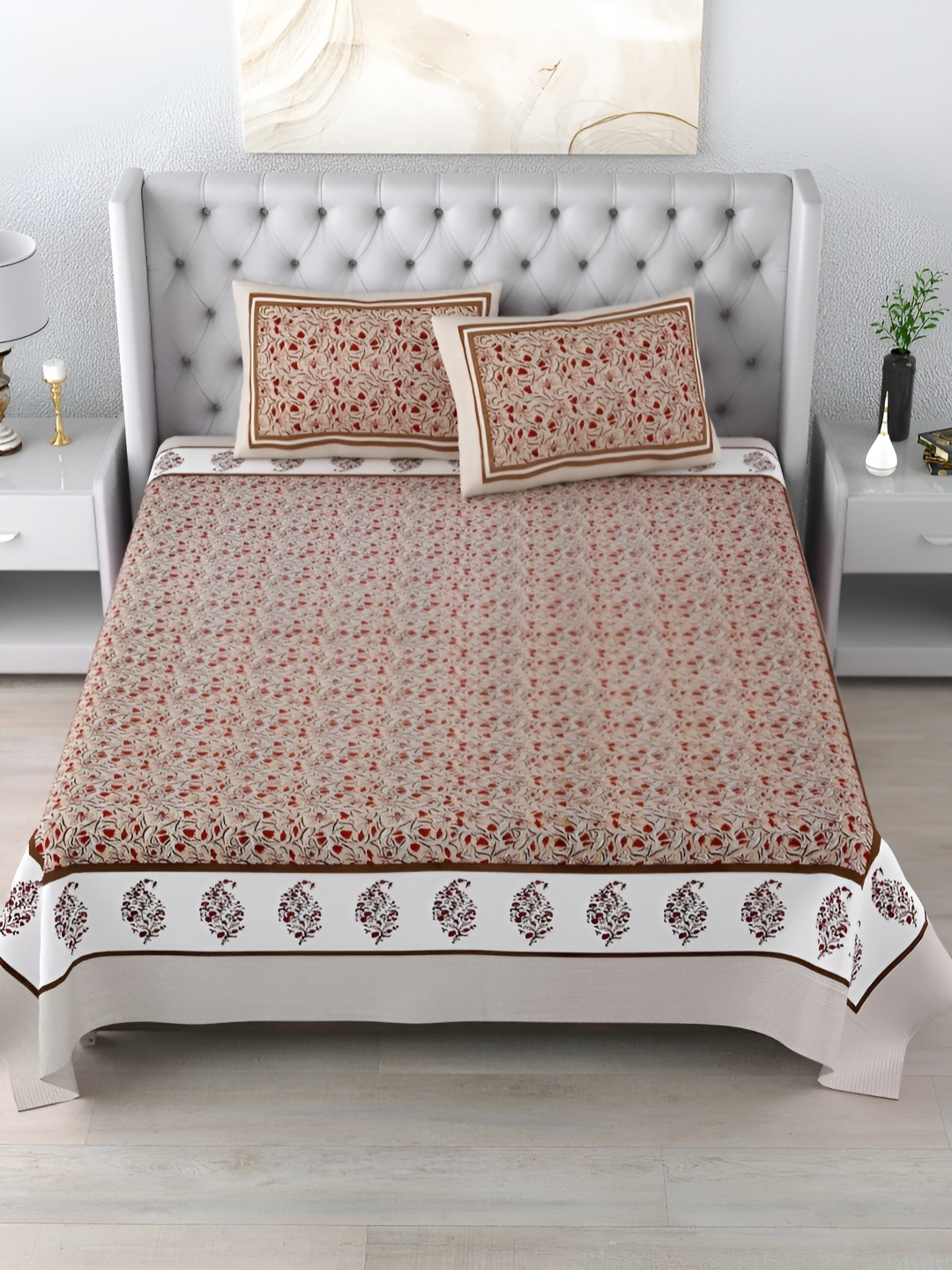 

LIVING ROOTS Beige & Maroon Printed Cotton 210 TC King Bedsheet With 2 Pillow Covers
