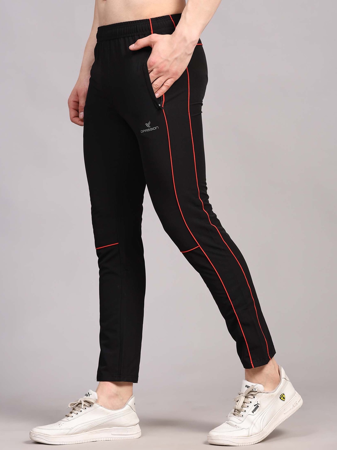 Dpassion Men Contrasting Piping Rapid-Dry Running Track Pants, Black