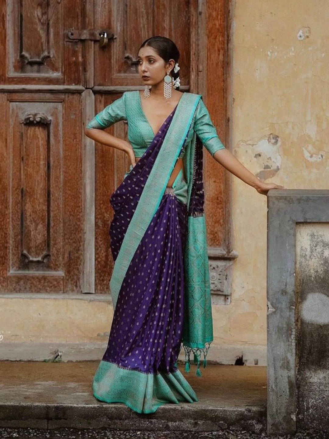 

PAVANPUTRA FAB Ethnic Motifs Zari Art Silk Banarasi Saree, Navy blue
