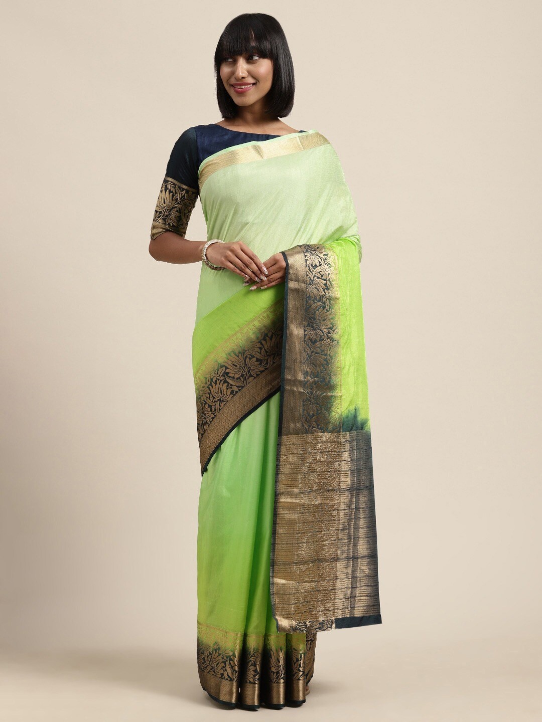 

HRITIKA Woven Design Zari Saree, Green