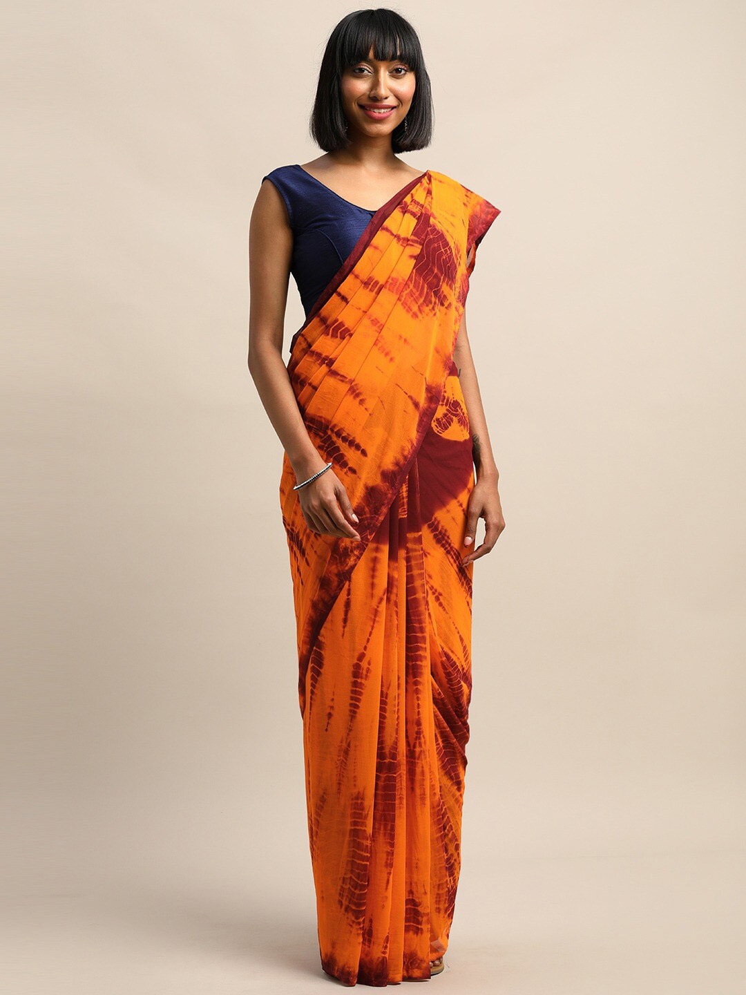 

HRITIKA Tie and Dye Printed Saree, Maroon