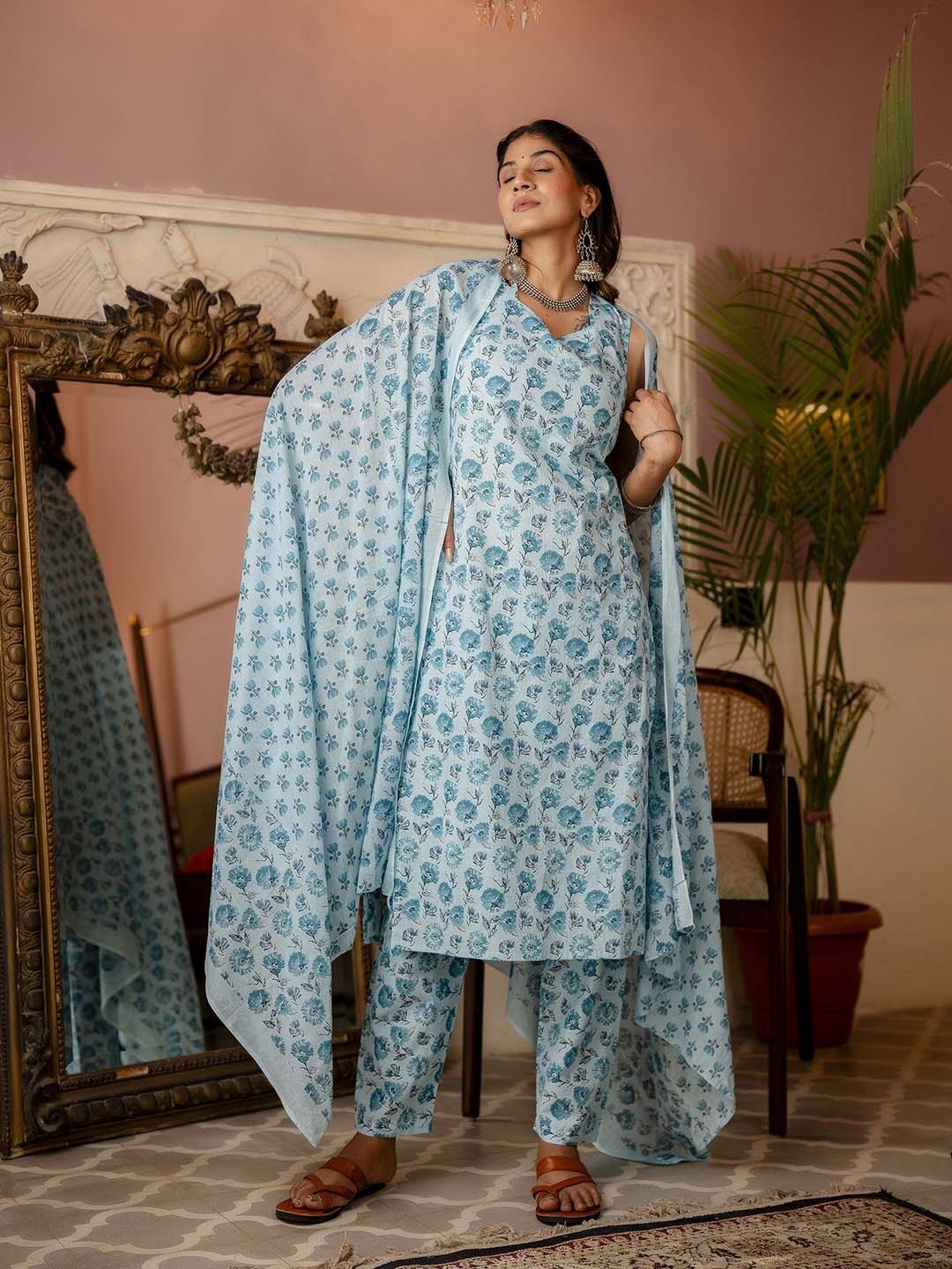 

Nayo Floral Printed Pure Cotton Straight Kurta With Trousers & Dupatta, Blue