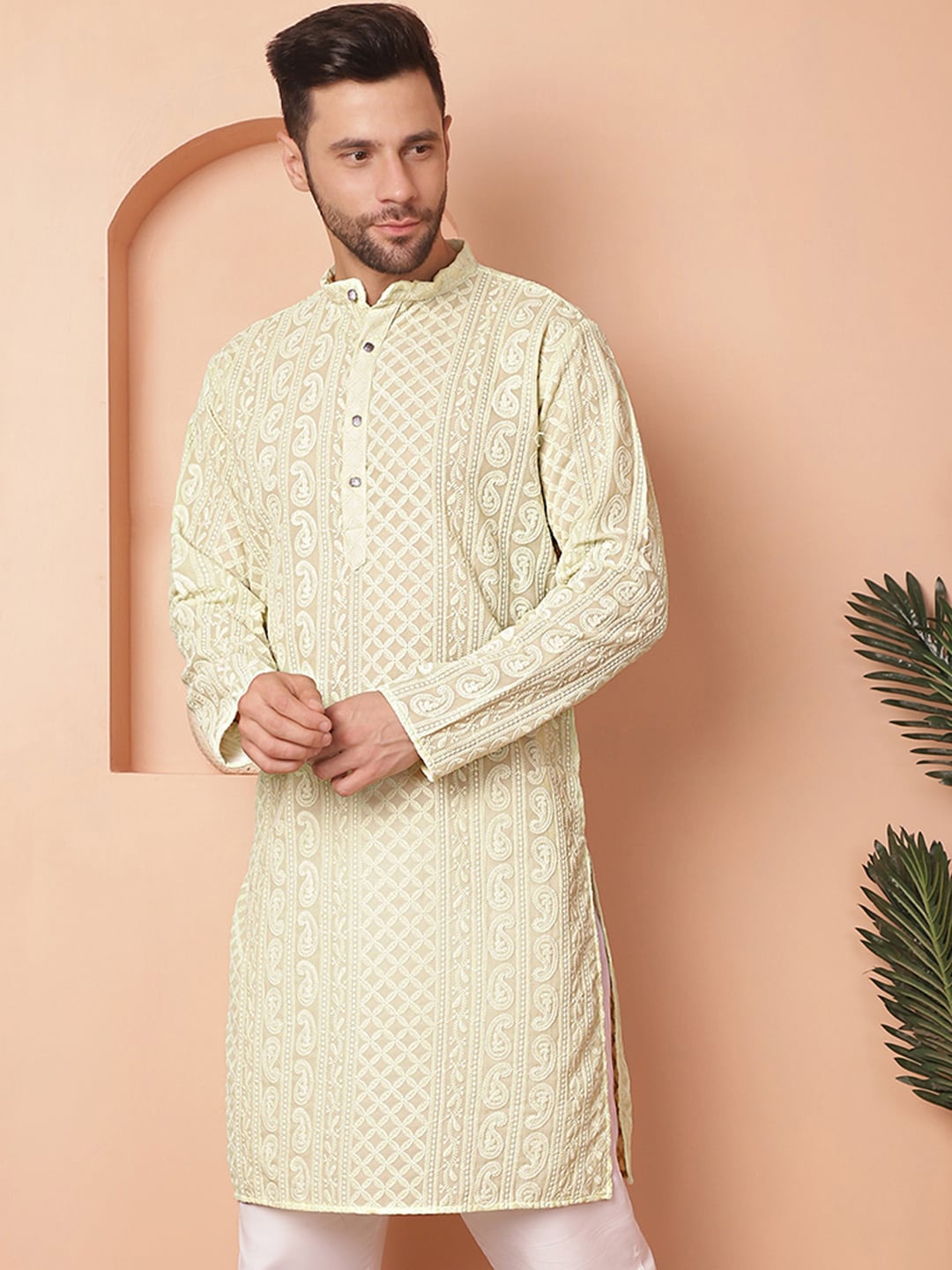 

Jompers Paisley Embroidered Thread Work Georgette Straight Kurta, Green