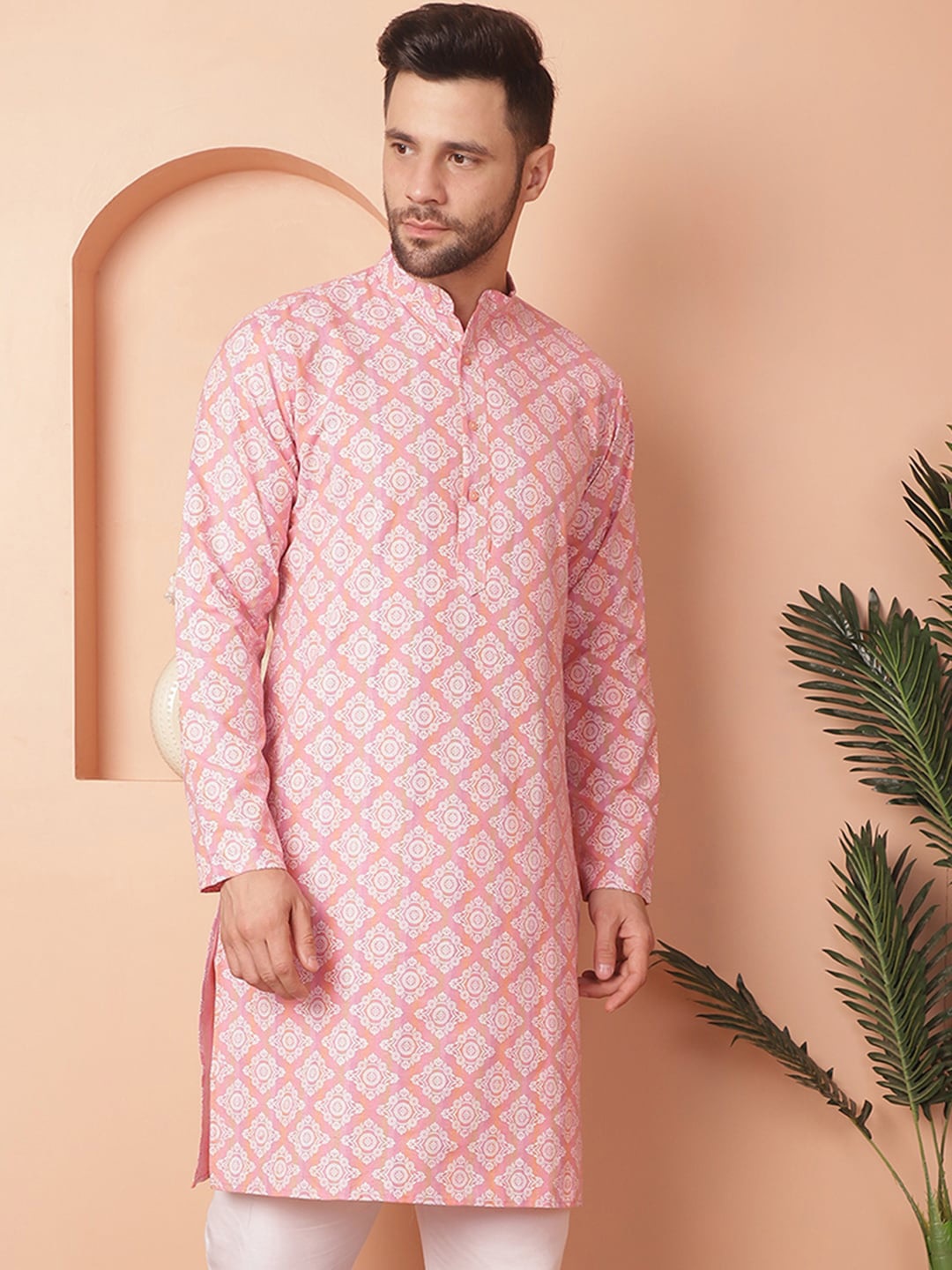 Jompers Geometric Printed Mandarin Collar Long Sleeves Straight Kurta, Peach