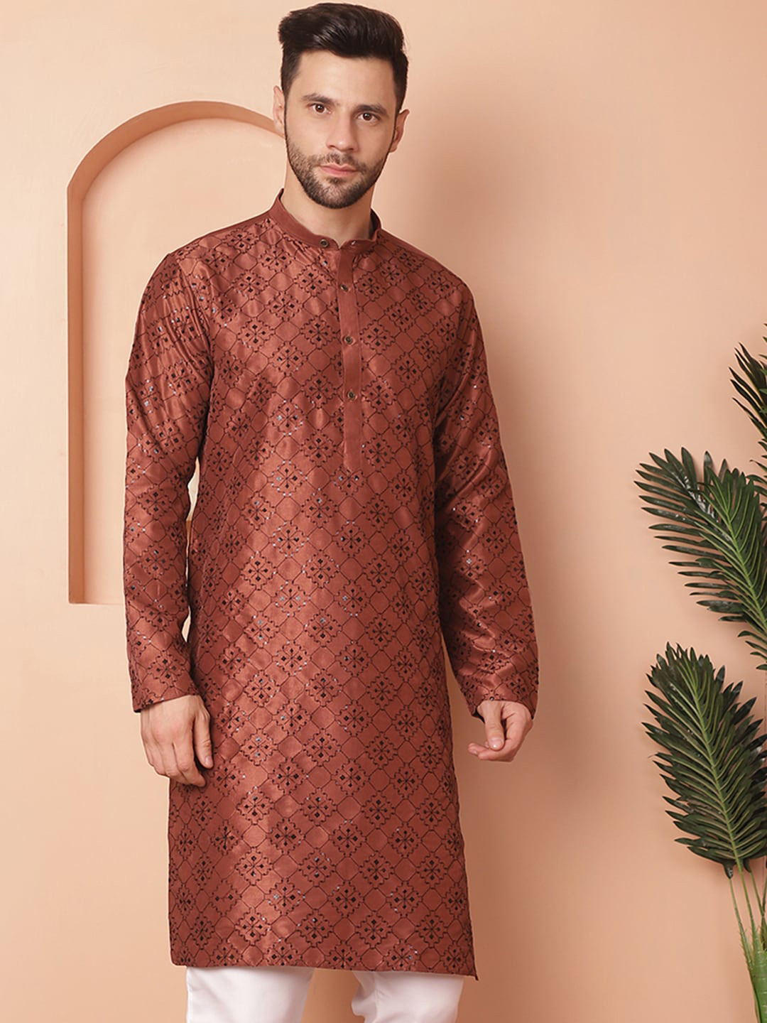 

Jompers Floral Mandarin Collar Long Sleeves Thread Work Kurta, Brown
