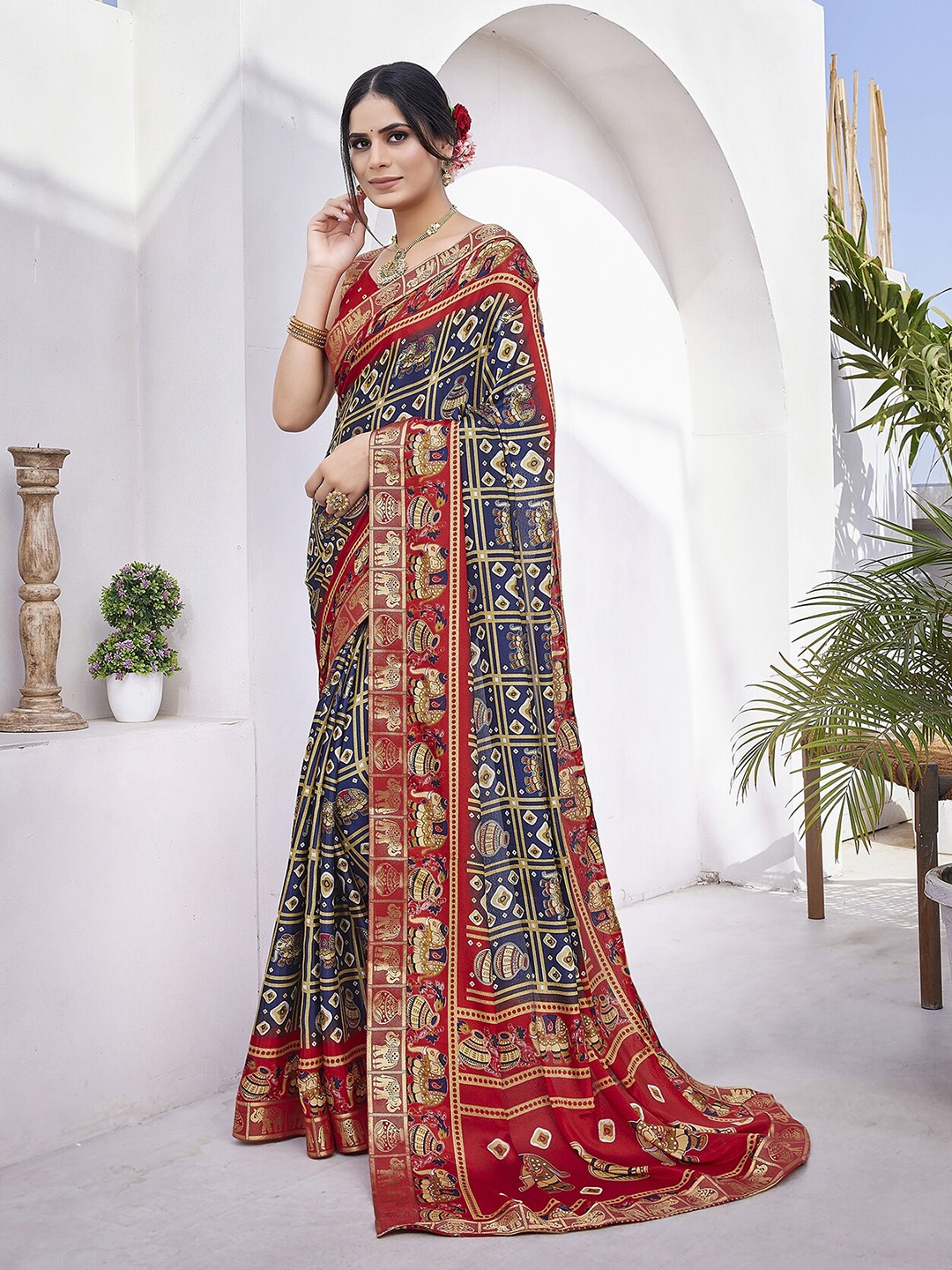 

MAGMINA Printed Zari Bandhani Saree, Navy blue