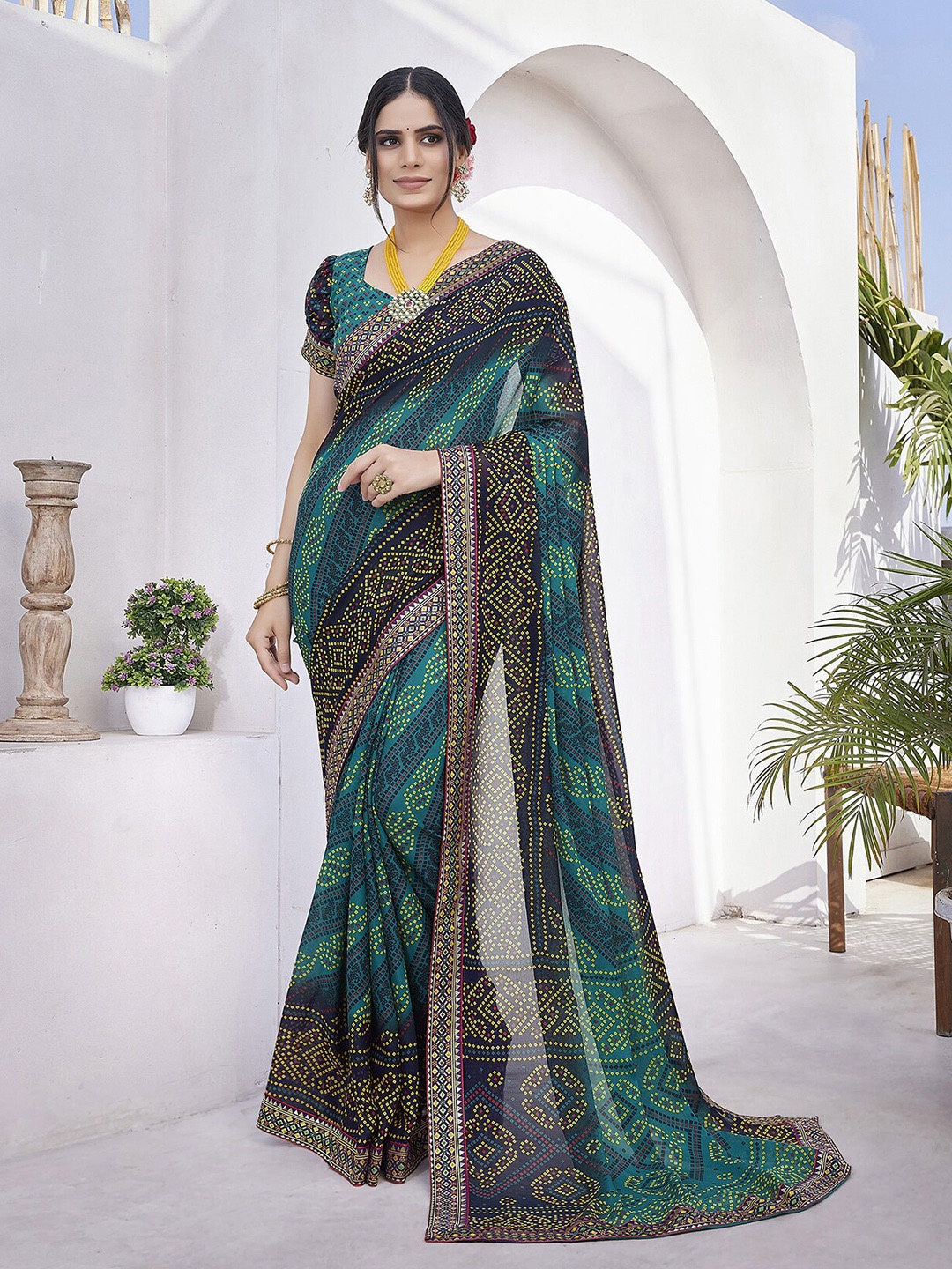 MAGMINA Printed Pure Georgette Bandhani Saree, Turquoise blue