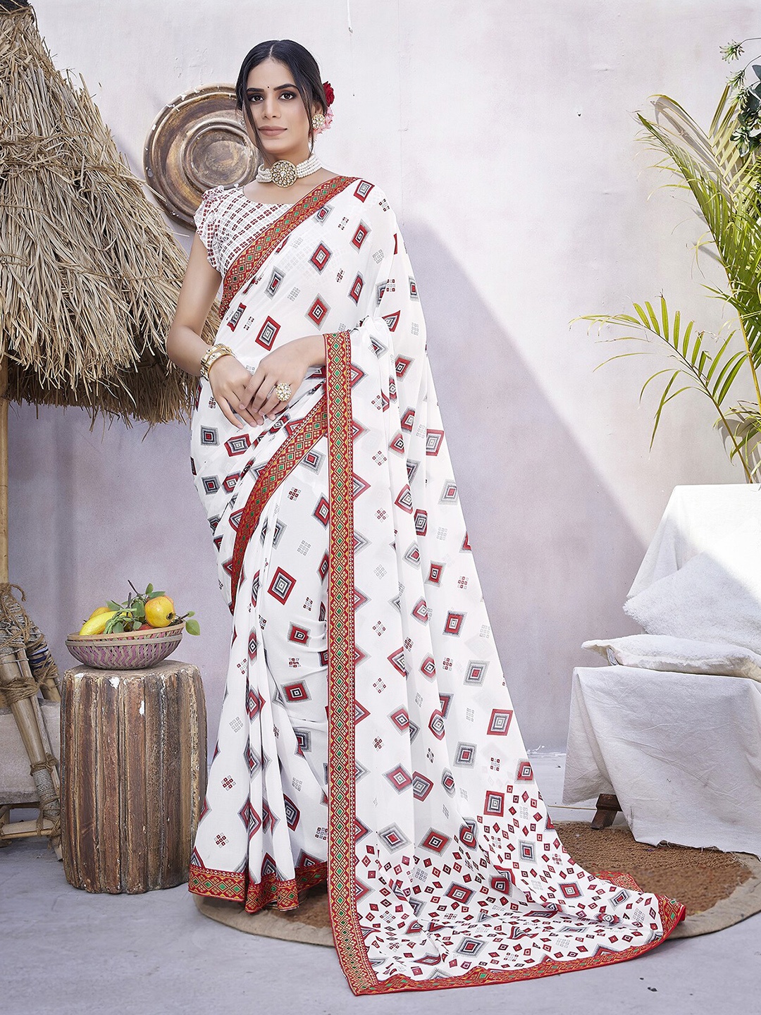 

MAGMINA Geometric Printed Pure Georgette Bandhani Saree, Red