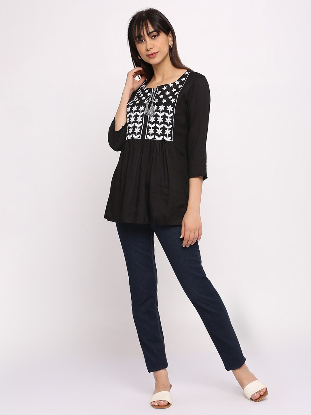 

Pink Guava Round Neck Embroidered Thread Work Kurti, Black
