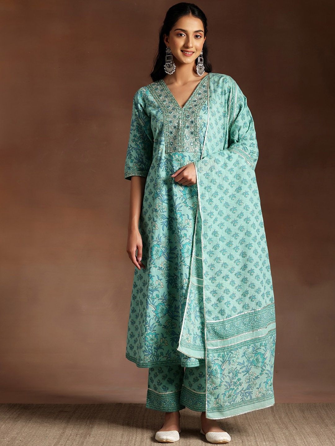 

Libas Floral Printed Regular Sequinned Pure Cotton Kurta with Palazzo & Dupatta, Turquoise blue