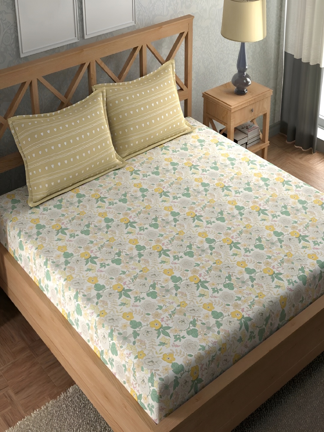 Srijee Decors Yellow & White Floral 210 TC Cotton King Fitted Bedsheet 2 Pillow Covers