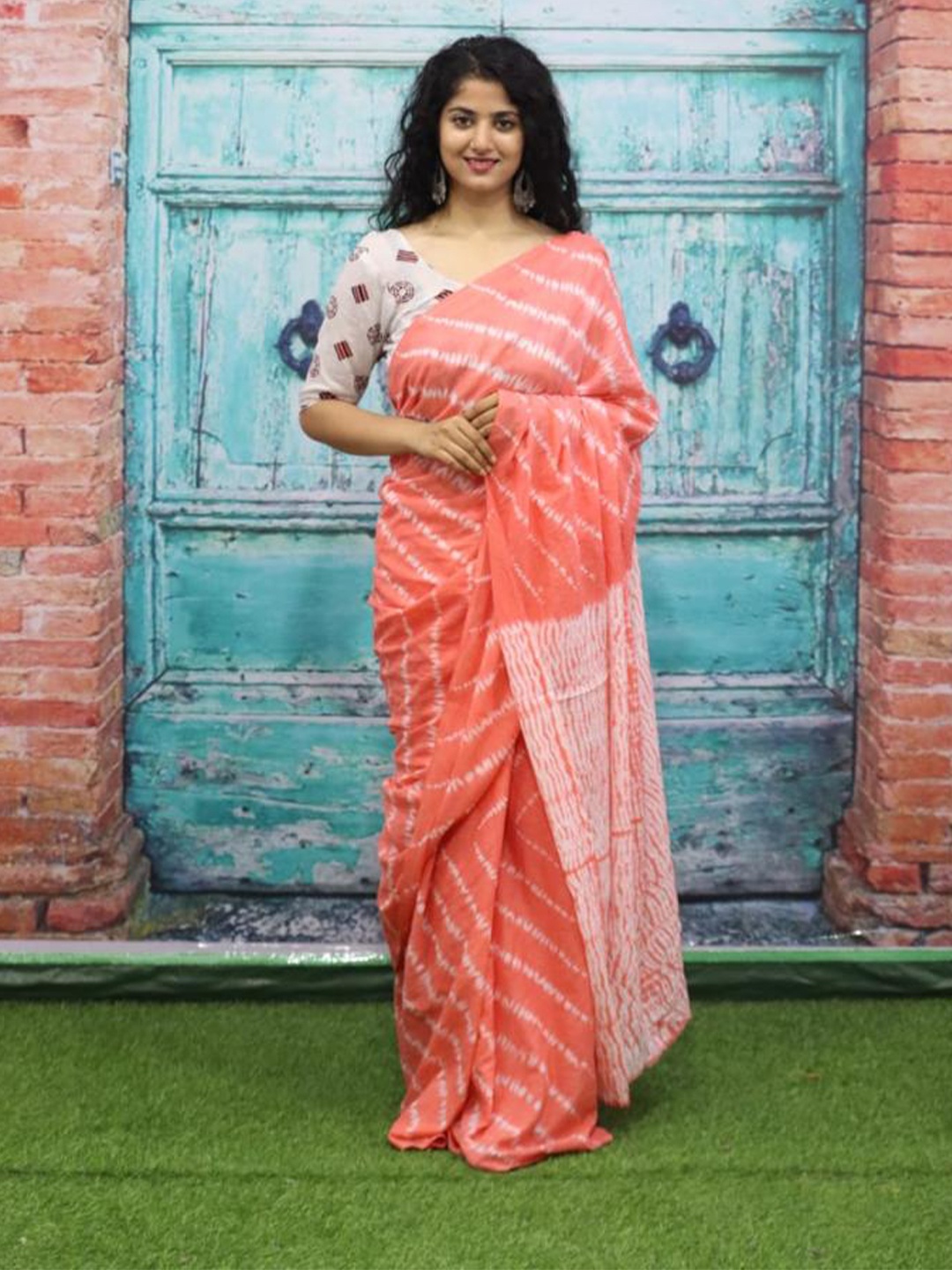 

clothonus Tie & Dye Pure Cotton Block Print Saree, Pink