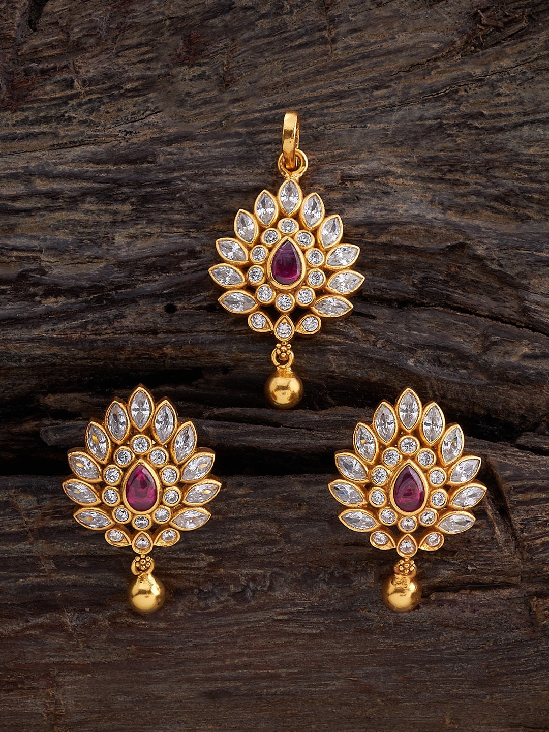 

Kushal's Fashion Jewellery 92.5 Pure Silver Gold-Plated Stone-Studded Temple Pendant Set