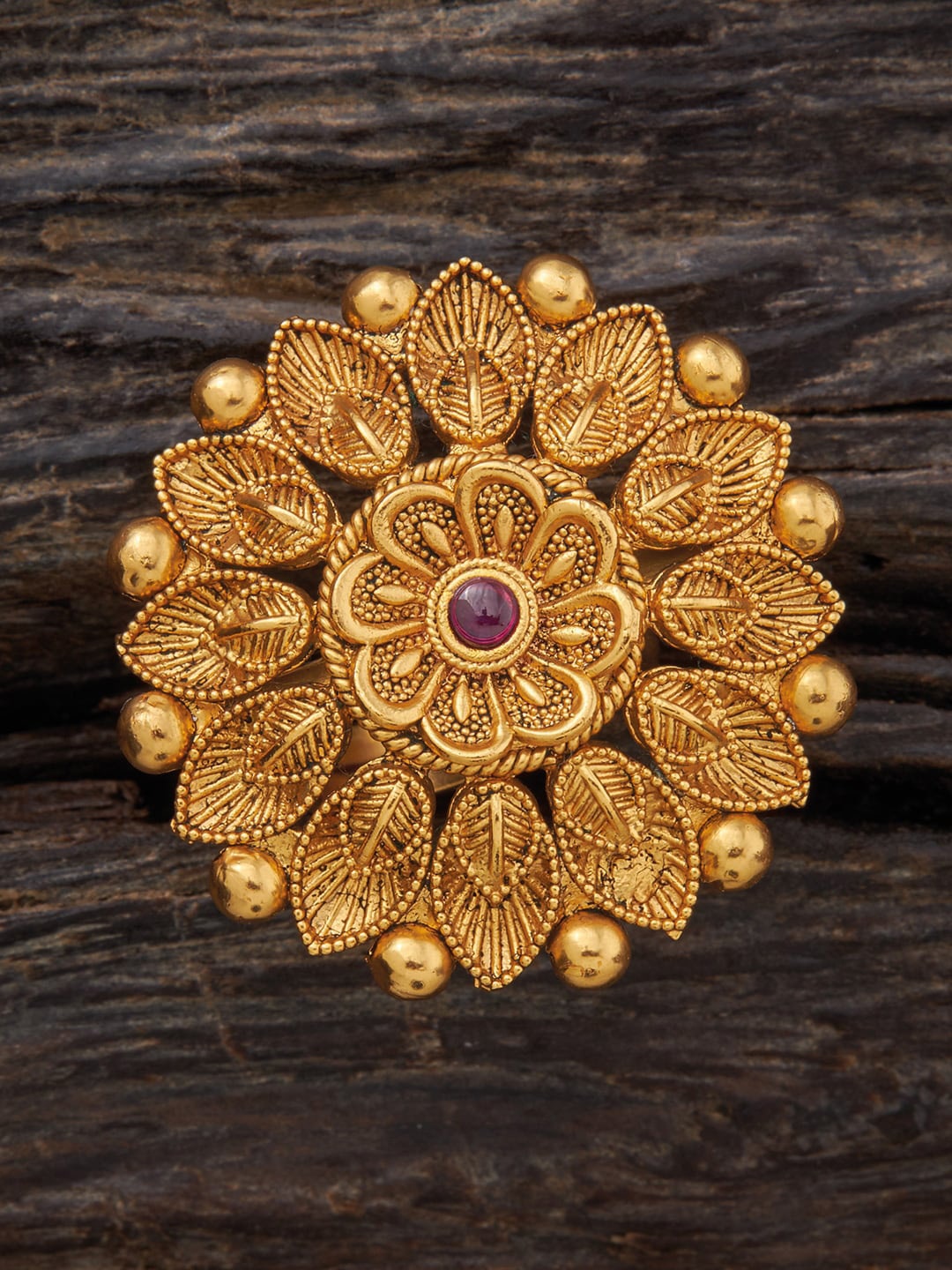

Kushal's Fashion Jewellery Gold-Plated Stone-Studded Antique Ring