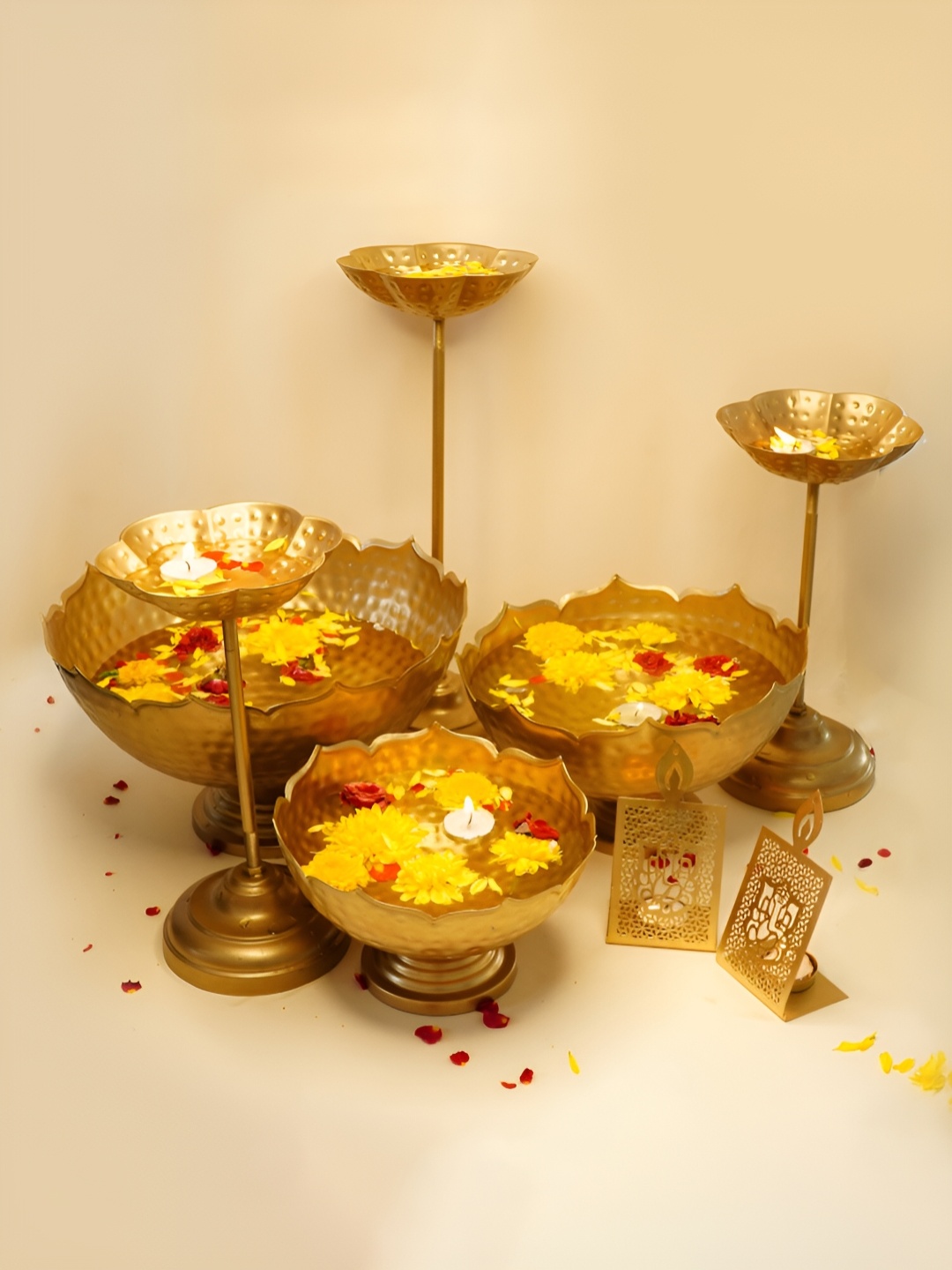 

Ekhasa Gold-Tned 8 Pieces Taj Urli Decorative Bowl Combo & Tealight Holder Home Gift Set