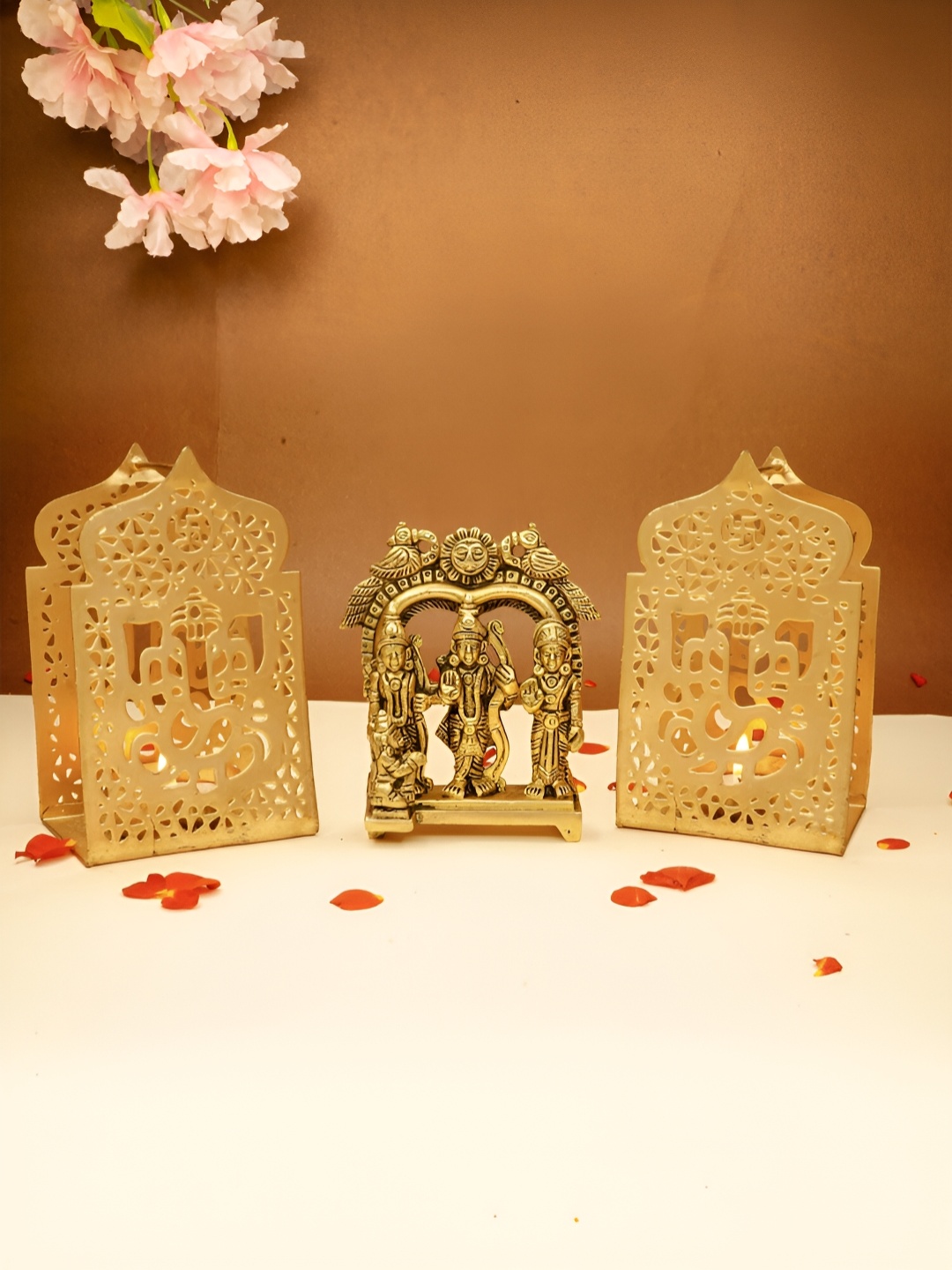 

Ekhasa 3 Pieces Ram Darbar Idol & Tealight Candle Holder Home Gift Set, Gold