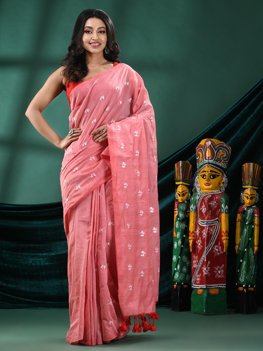

Angoshobha Floral Embroidered Saree, Pink