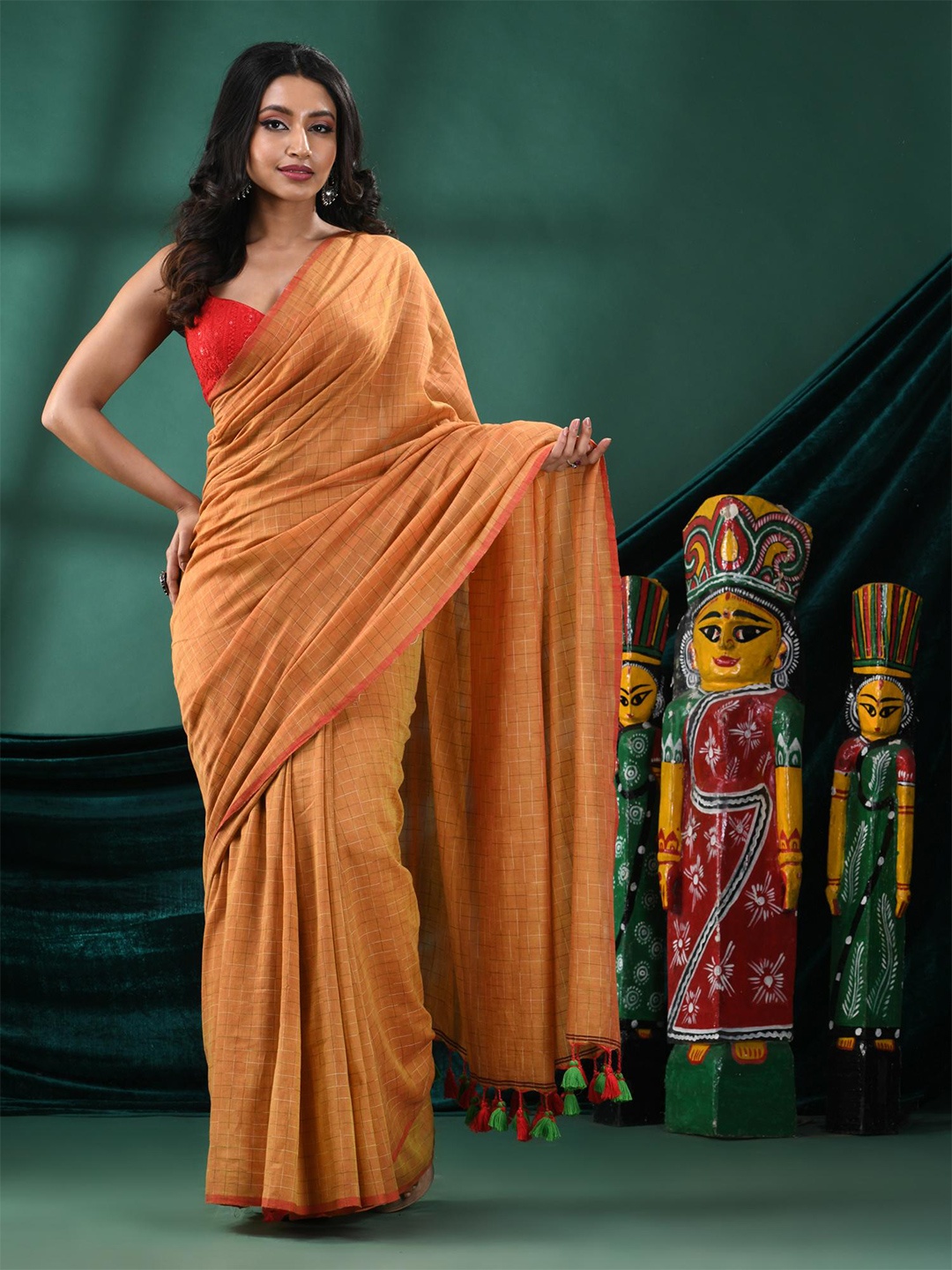 

Angoshobha Checked Pure Cotton Saree, Orange