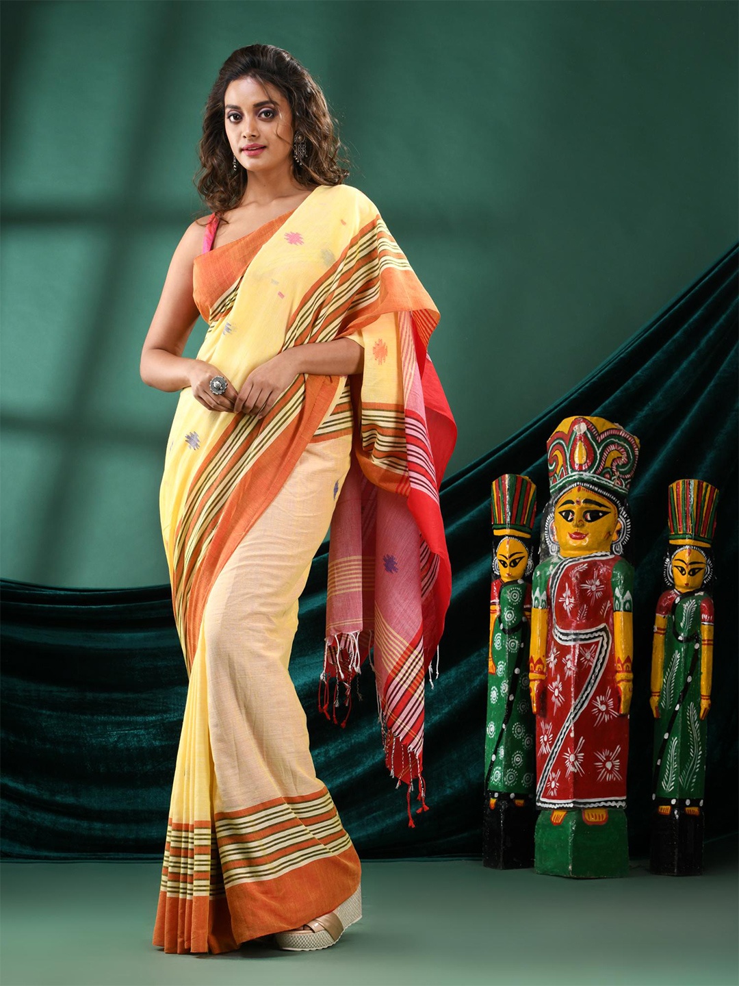 

Angoshobha Ethnic Motifs Woven Design Pure Cotton Saree, Yellow
