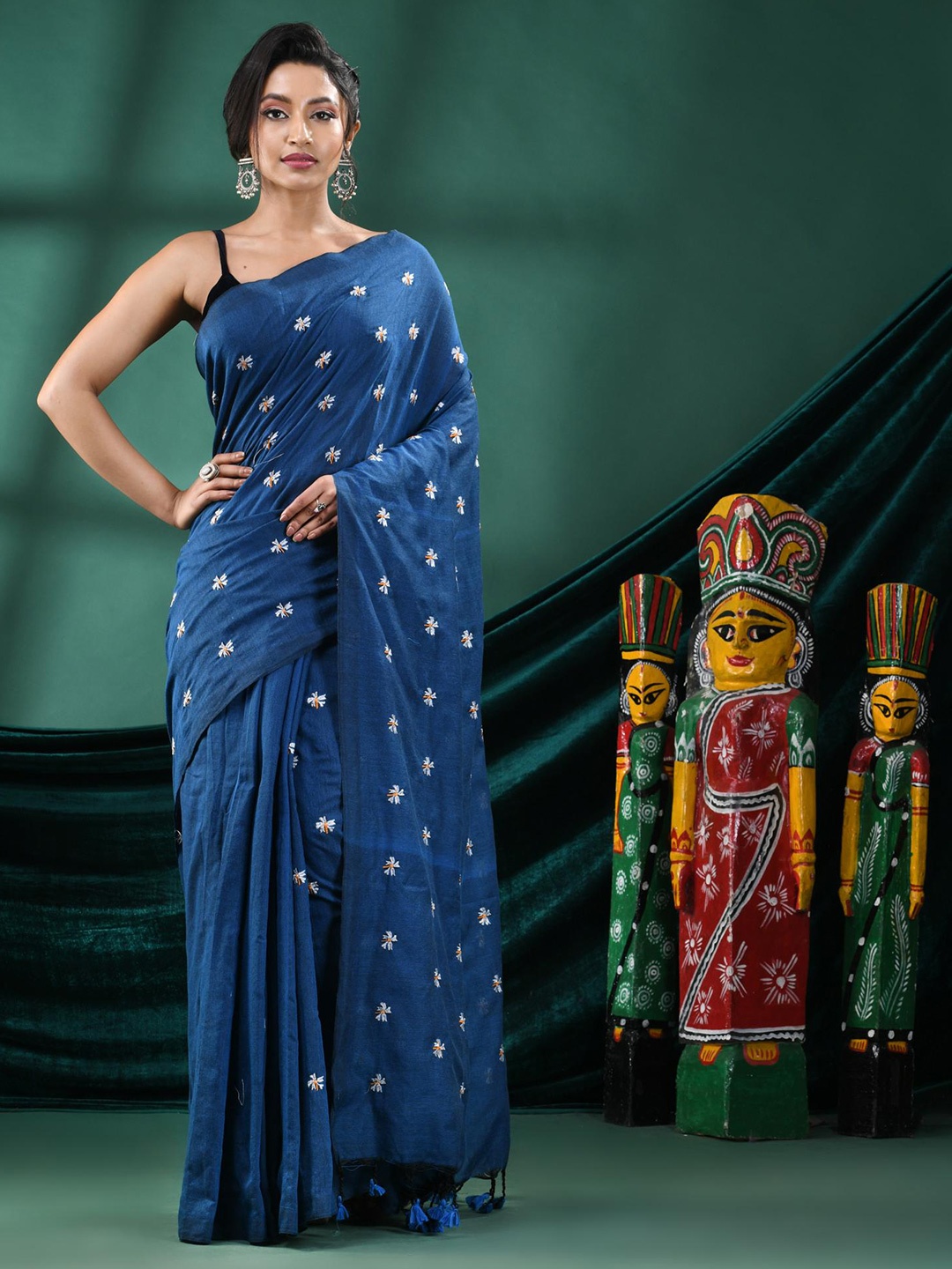 

Angoshobha Floral Embroidered Saree, Turquoise blue