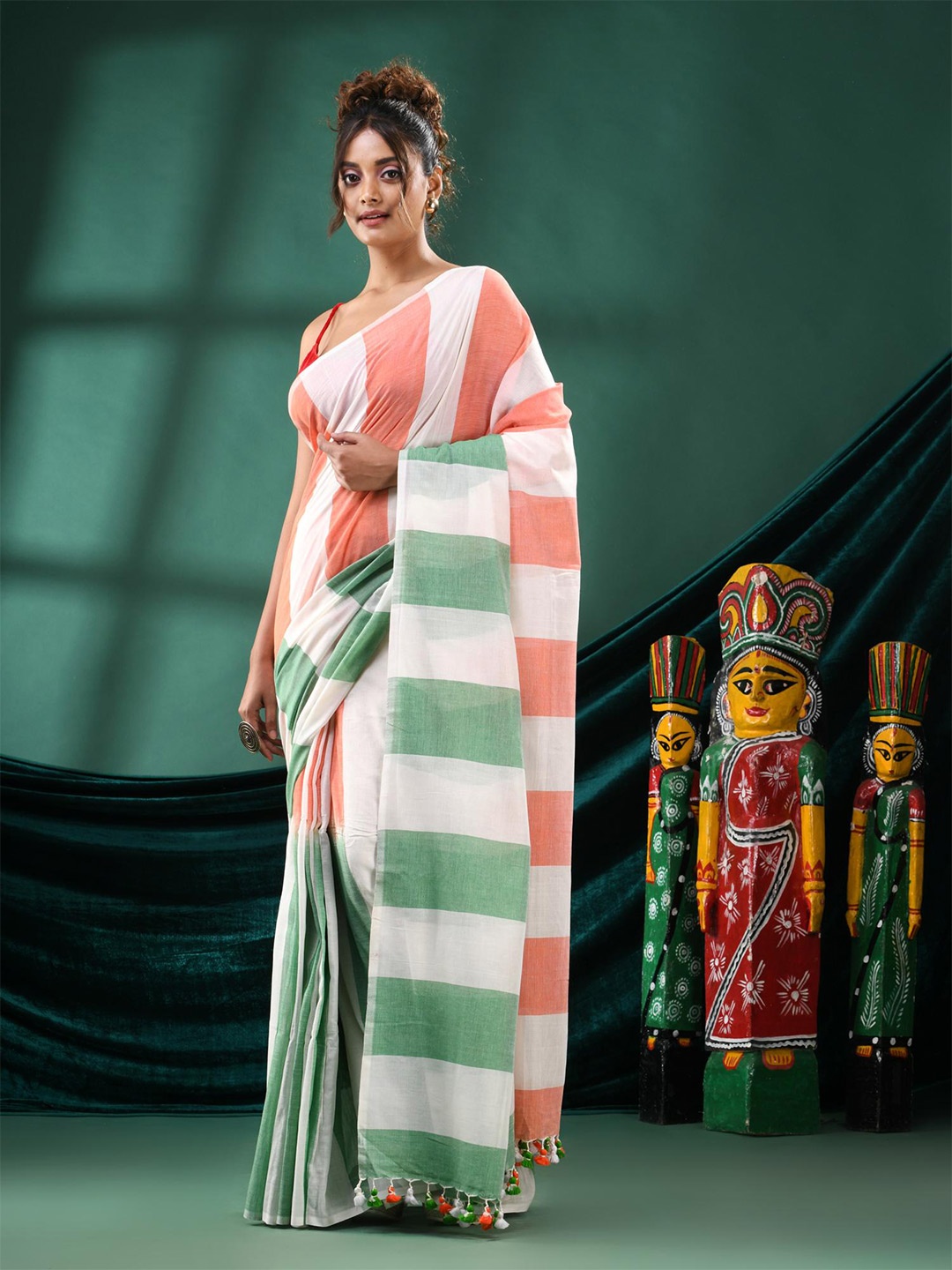 

Angoshobha Striped Pure Cotton Saree, Green