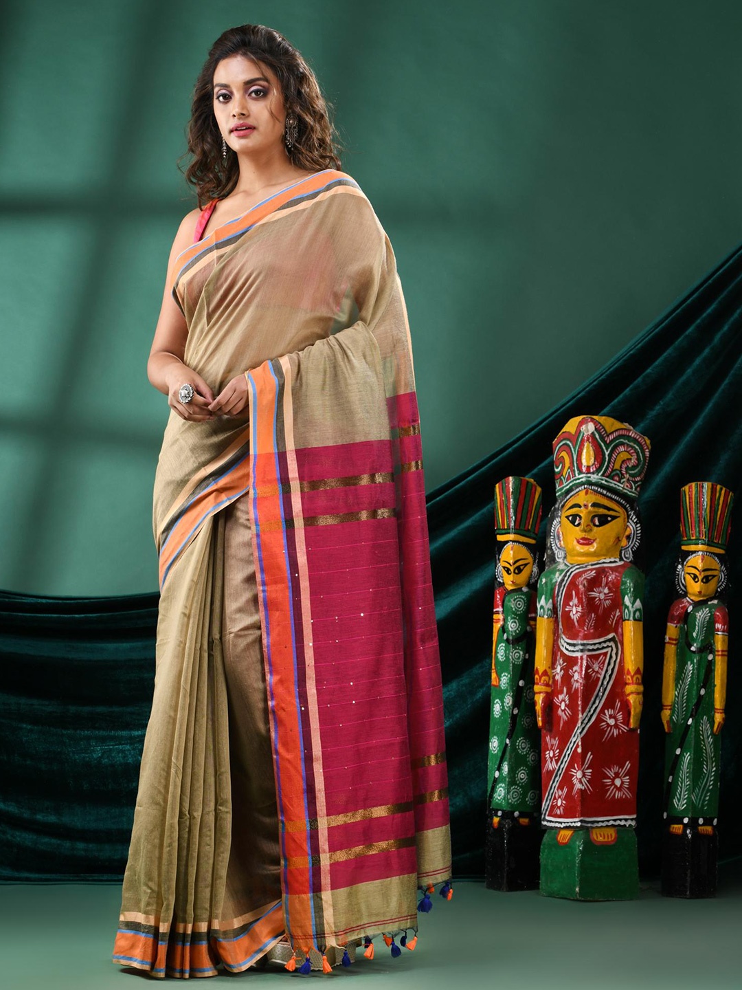 

Angoshobha Striped Border Saree, Beige