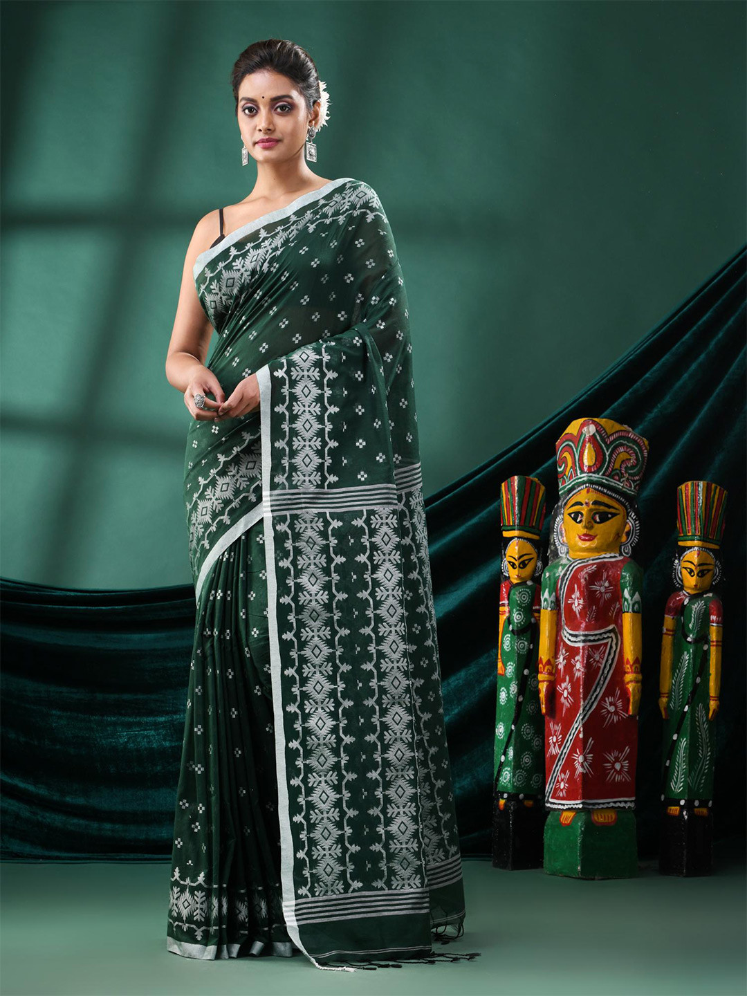 

Angoshobha Ethnic Motifs Woven Design Zari Saree, Green