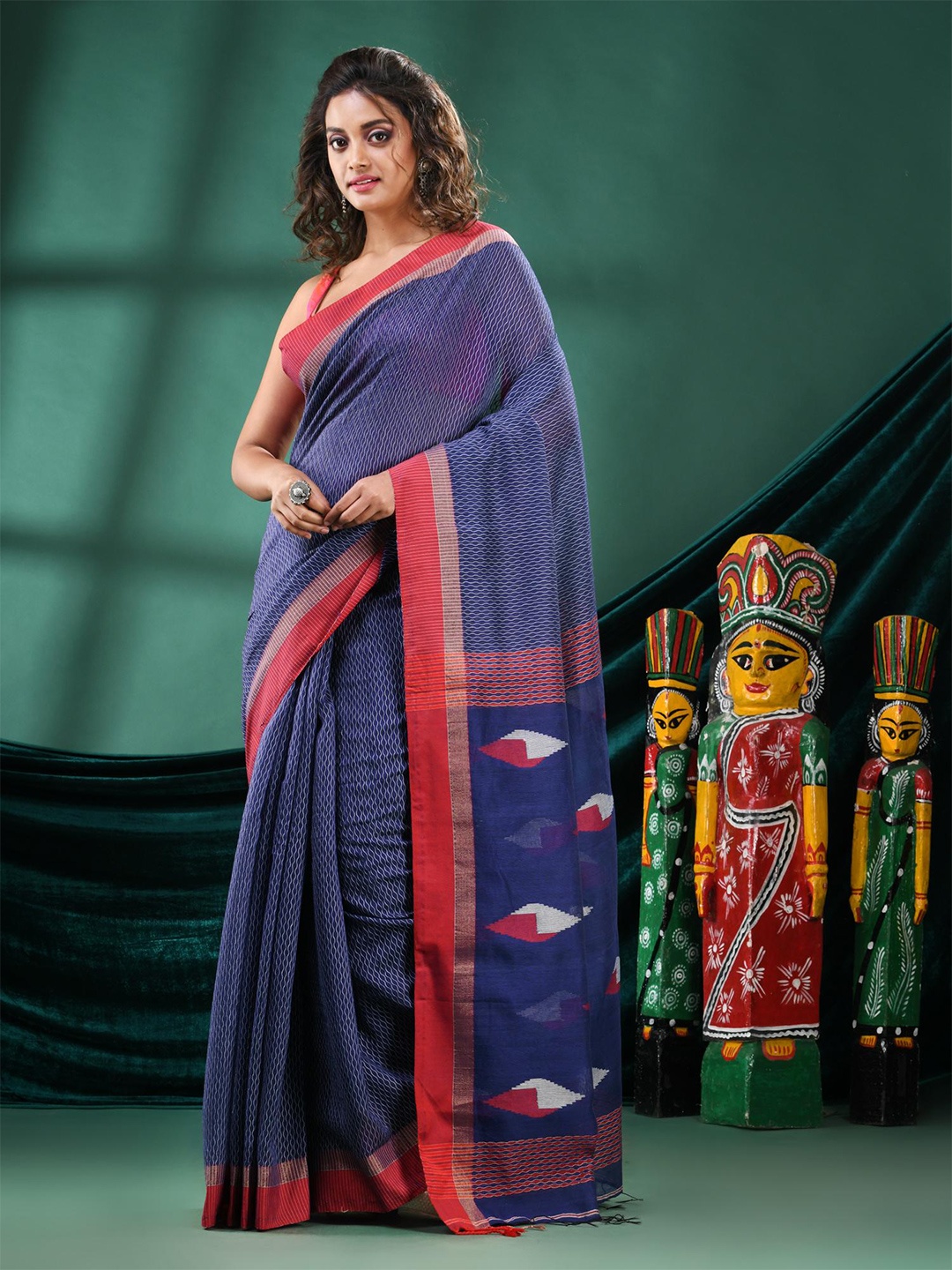 

Angoshobha Geometric Woven Design Pure Cotton Saree, Blue