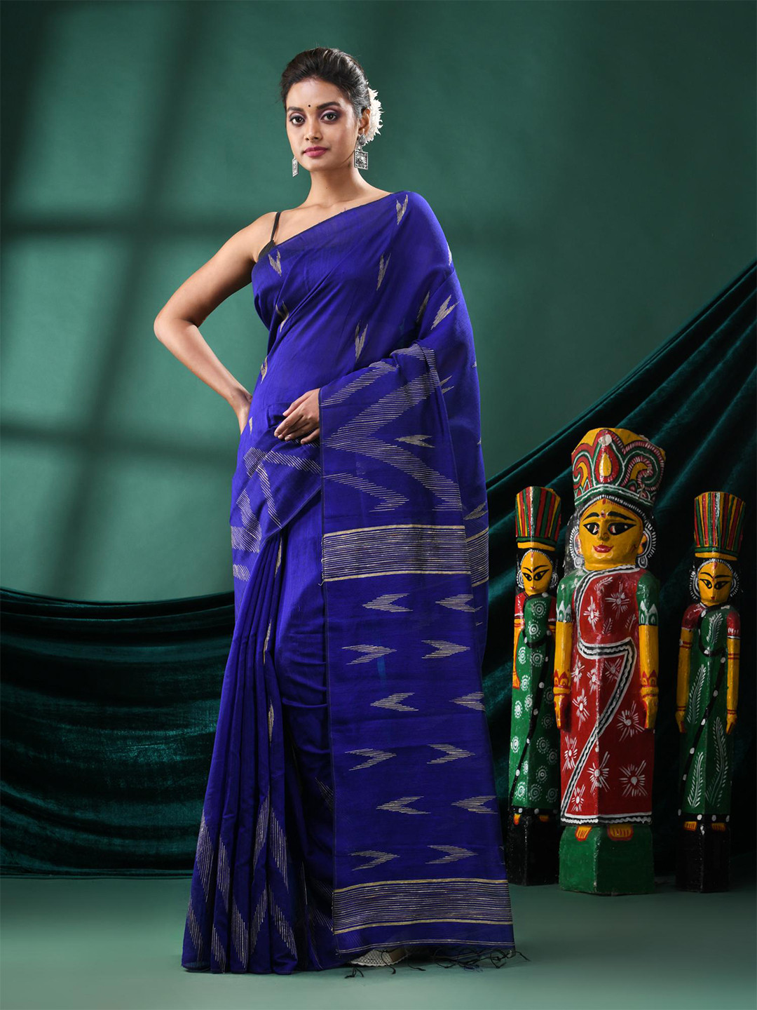 

Angoshobha Geometric Woven Design Saree, Blue