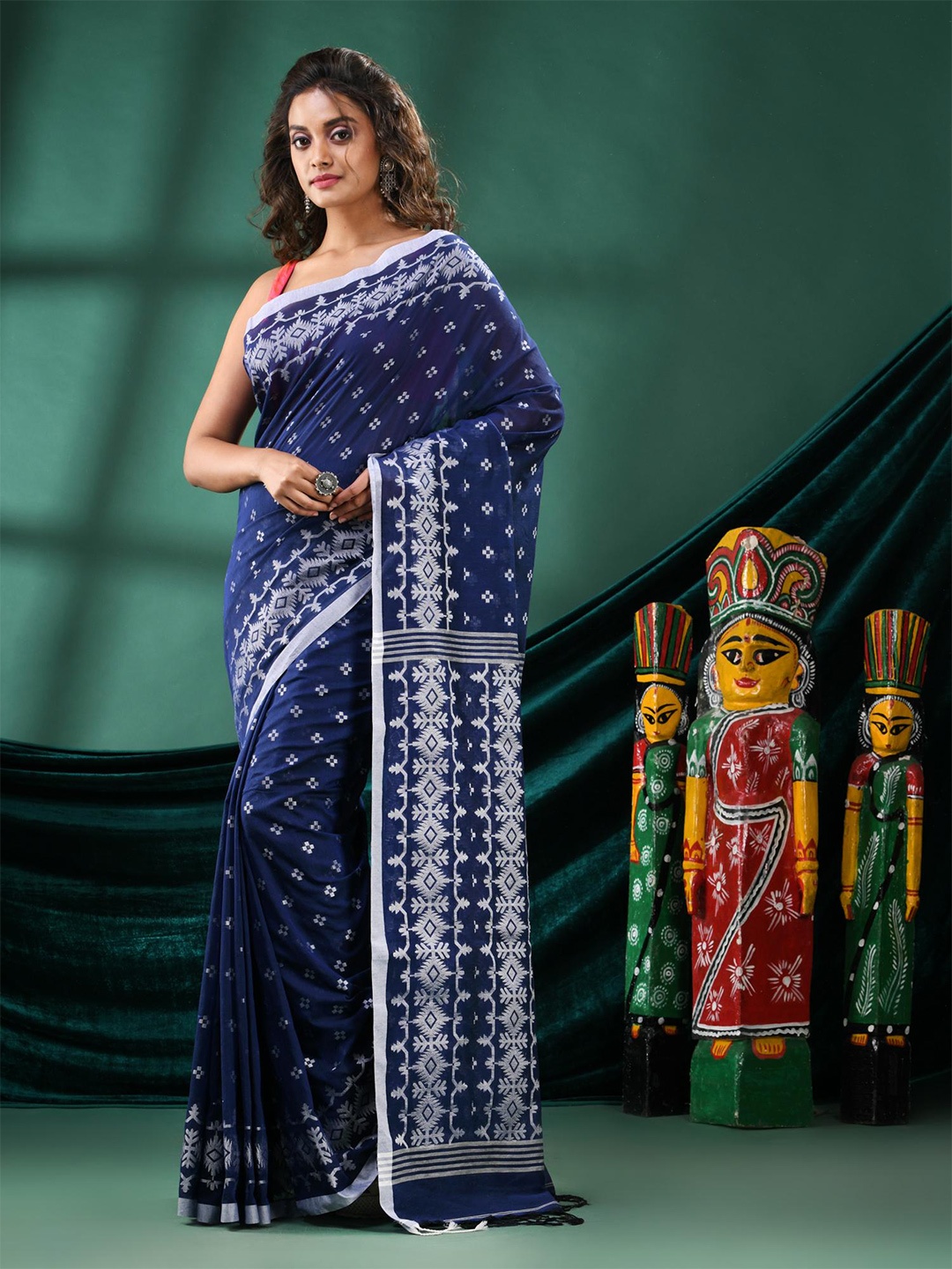 

Angoshobha Ethnic Motifs Woven Design Saree, Blue