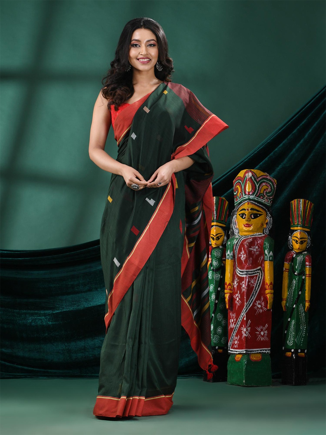 

Angoshobha Ethnic Motifs Woven Design Pure Cotton Saree, Green