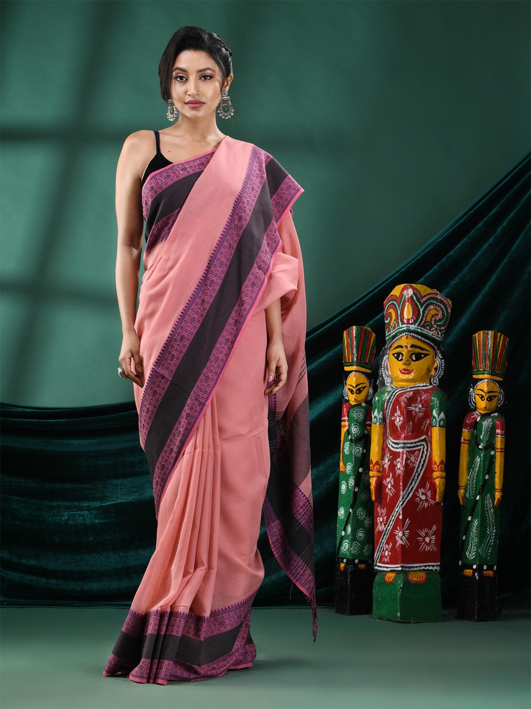 

Angoshobha Woven Design Pure Cotton Saree, Pink