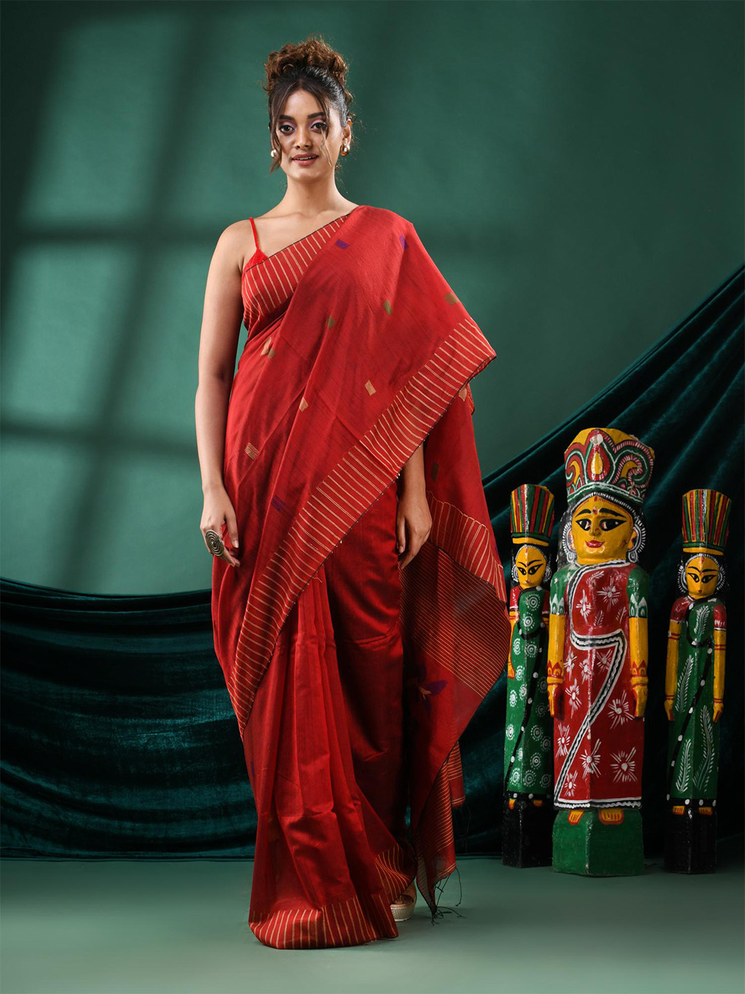 

Angoshobha Woven Design Saree, Red