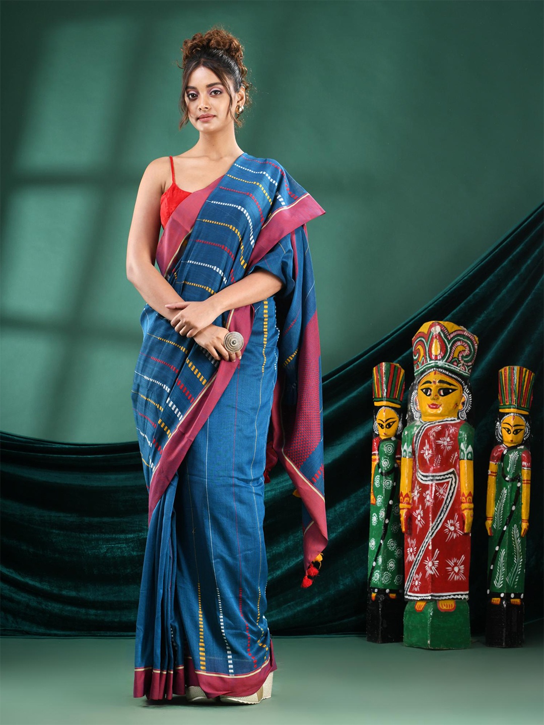 

Angoshobha Geometric Woven Design Pure Cotton Saree, Teal