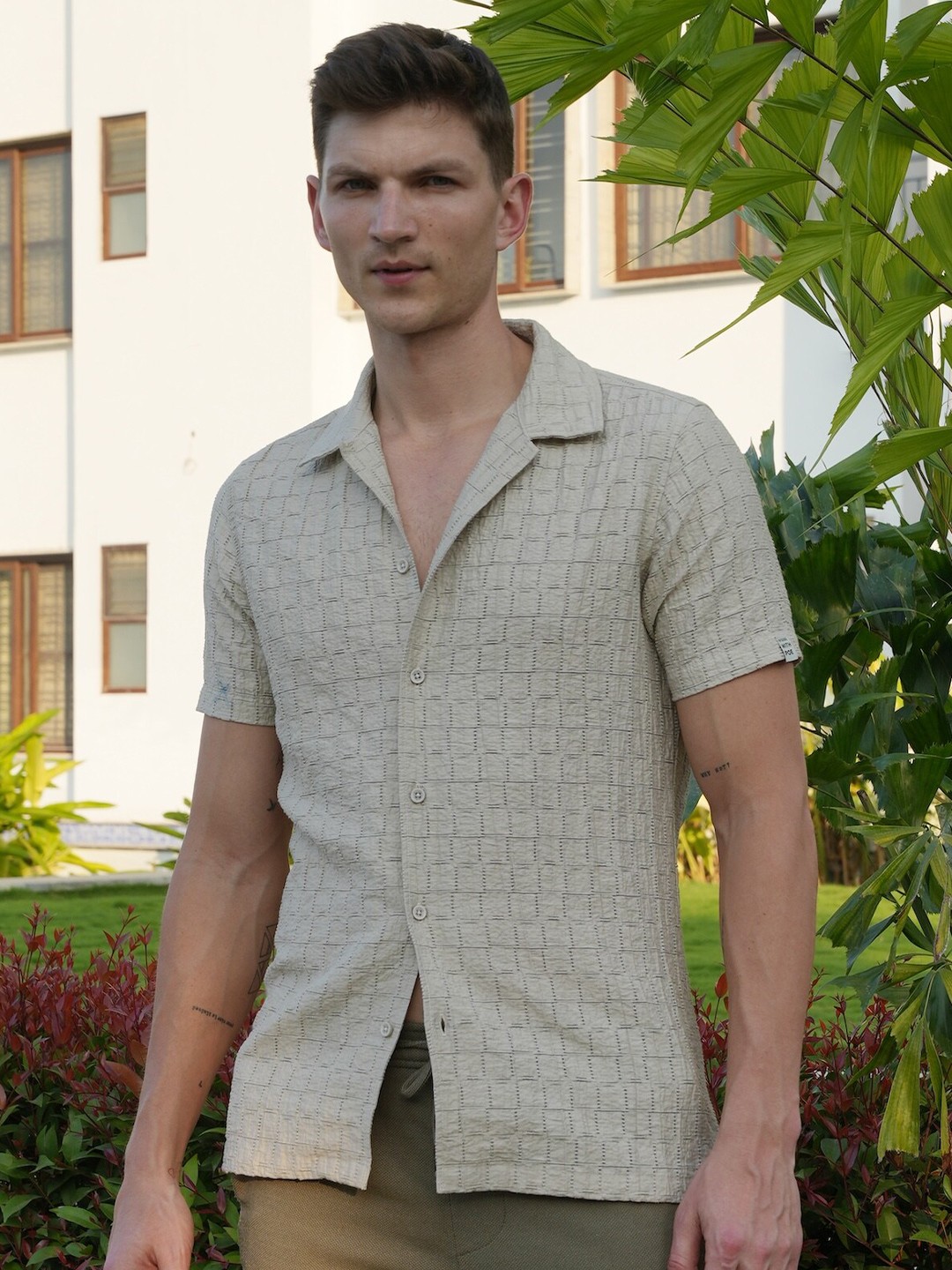 

POE Men Smart Slim Fit Opaque Checked Casual Shirt, Beige
