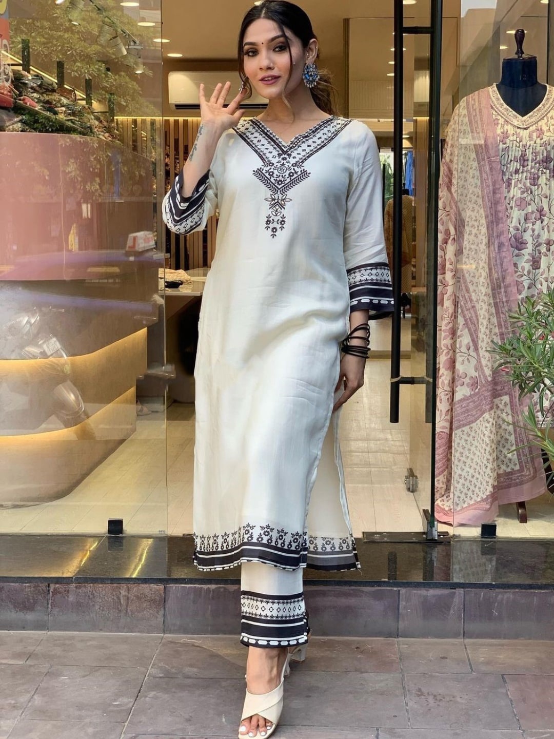 

KALINI Floral Yoke Design V-Neck Thread Work Kurta With Trousers, White