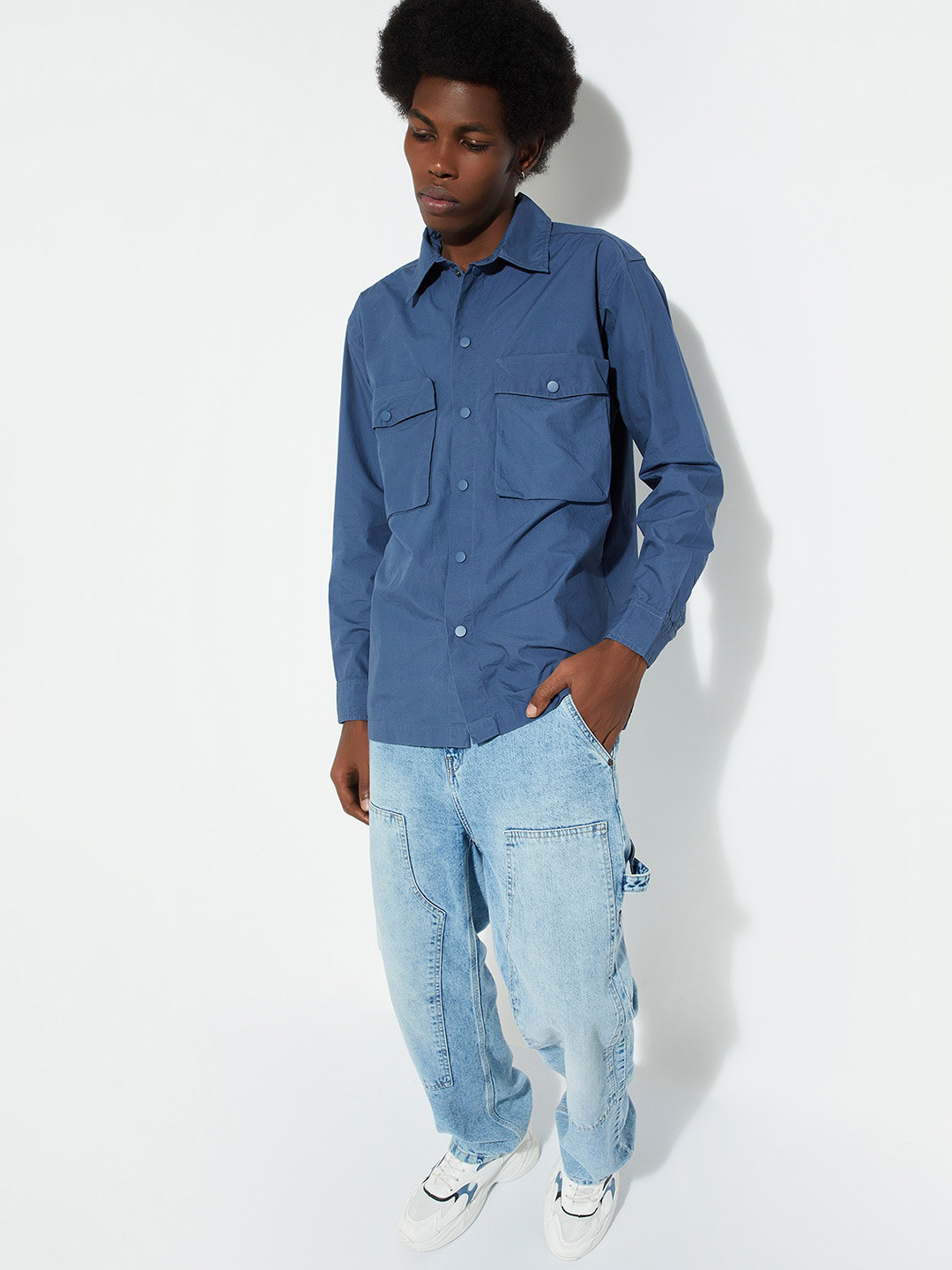 

max URB_N Men Relaxed Fit Solid Flap Pocket Shirt, Blue