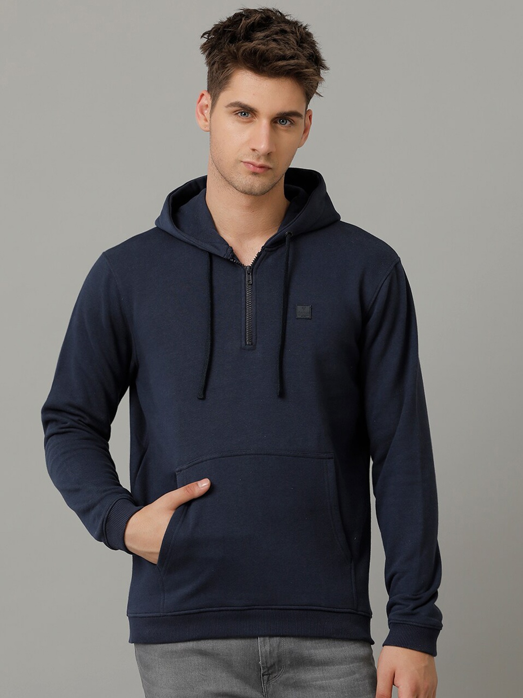 

Voi Jeans Long Sleeves Hooded Pullover, Navy blue