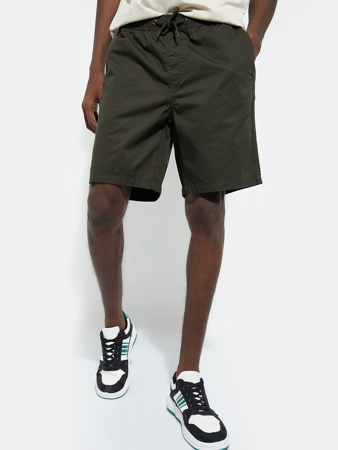 

max URB_N Men Slim Fit Solid Shorts, Green