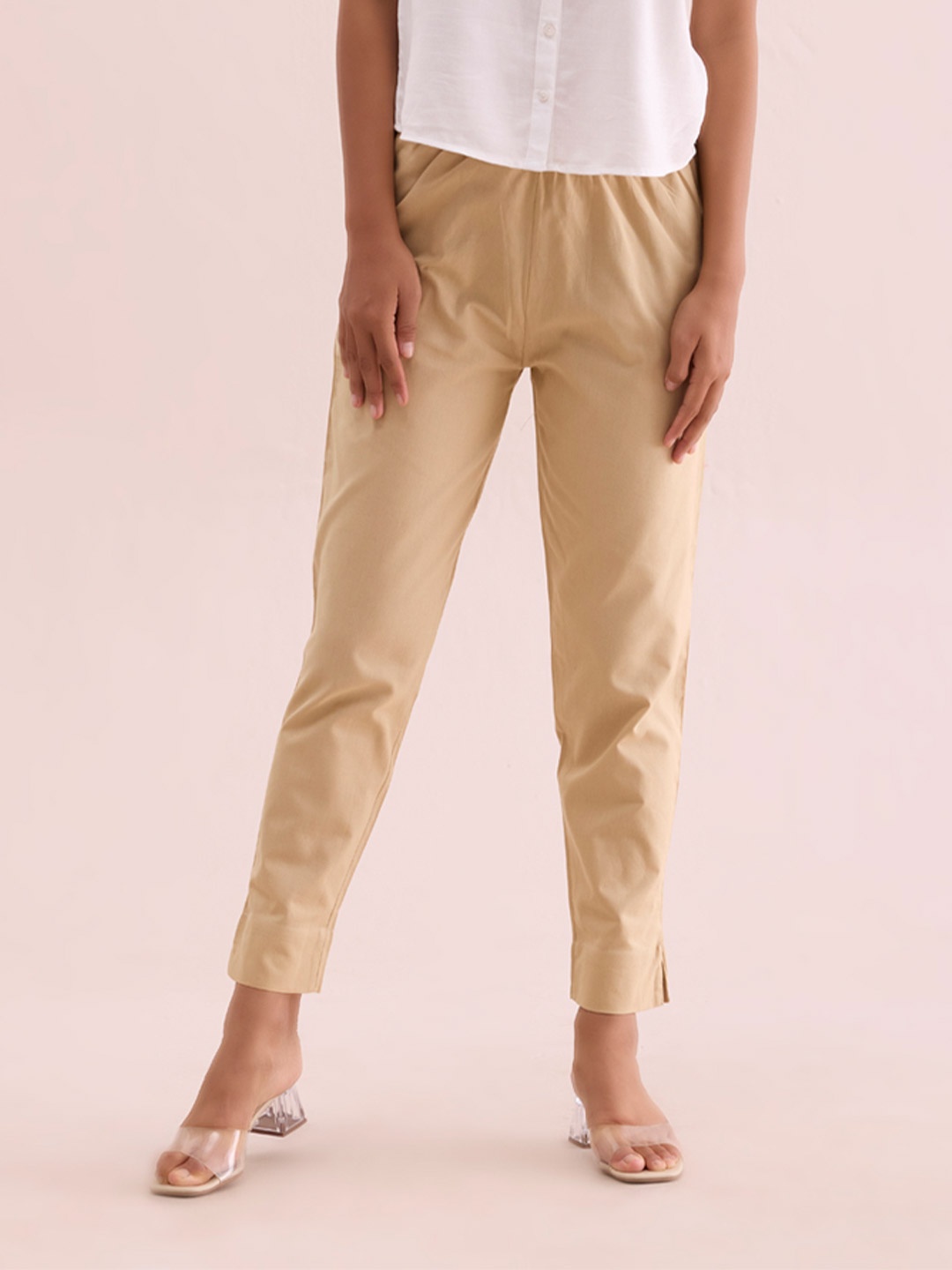 

Go Colors Women Relaxed Regular Fit Cotton Mid-Rise Trouser, Beige