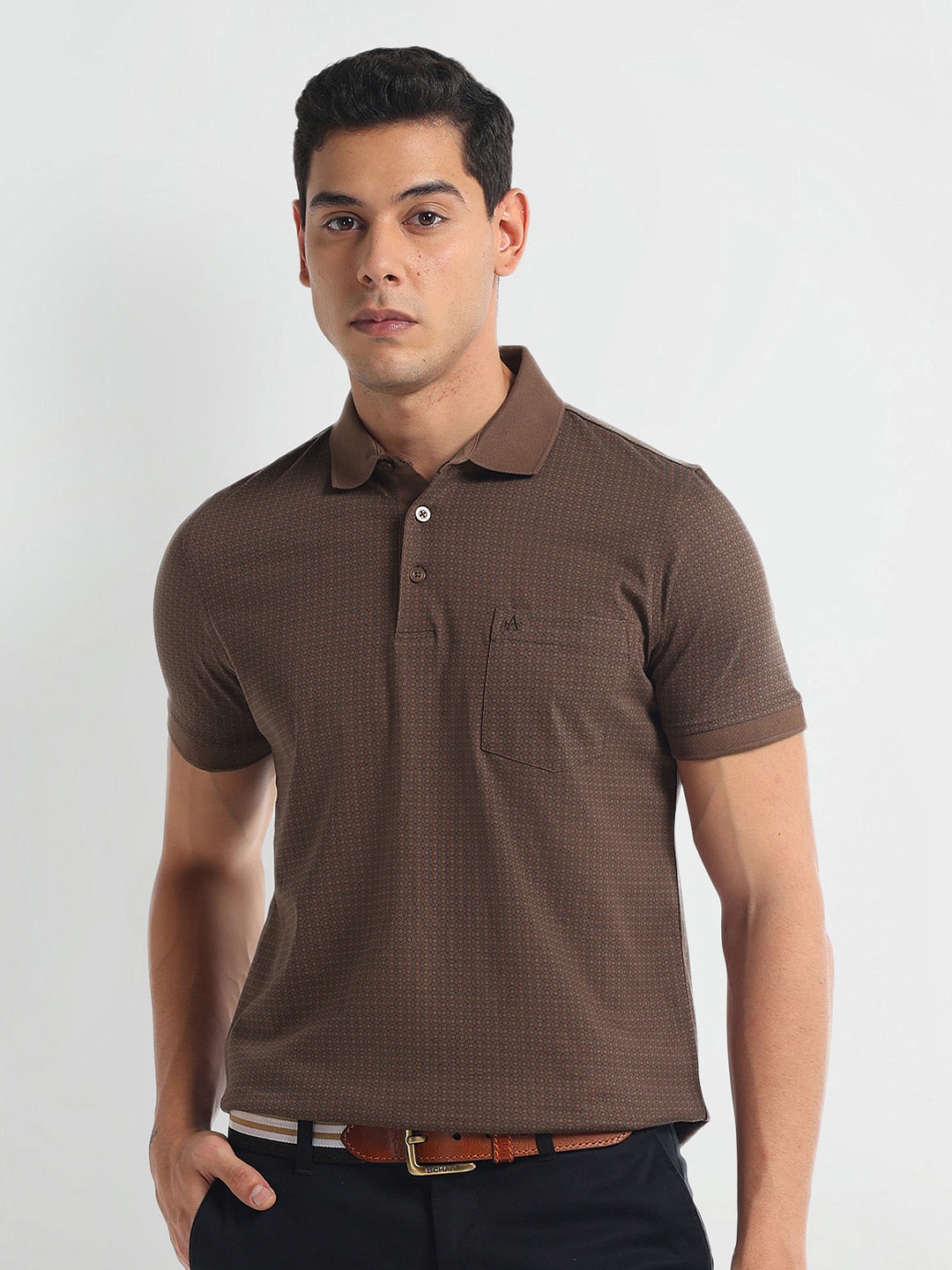 

Arrow Geometric Printed Polo Collar Cotton T-shirt, Brown