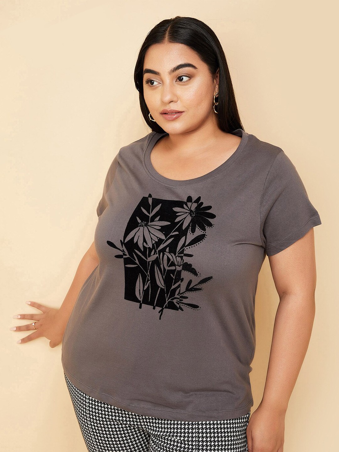 

max Plus Size Floral Printed Round Neck Cotton T-shirt, Grey